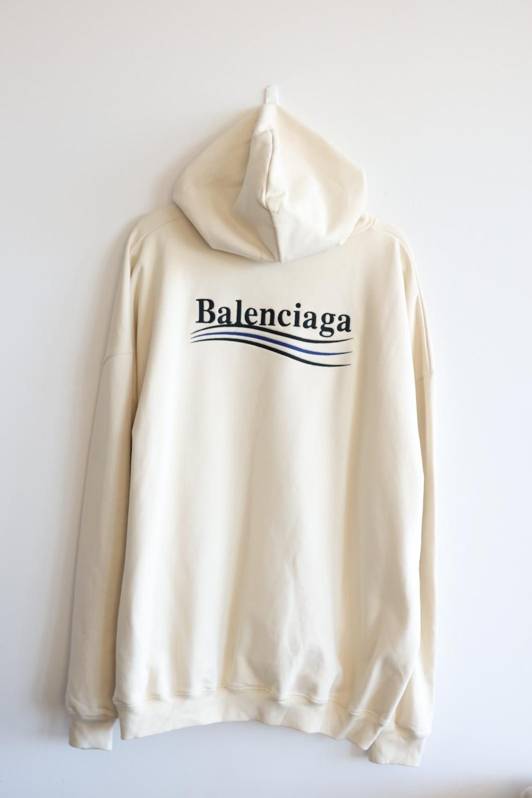 Balenciaga Balenciaga Political Campaign Oversized Hoodie Small Size US S / EU 44-46 / 1 - 2 Thumbnail