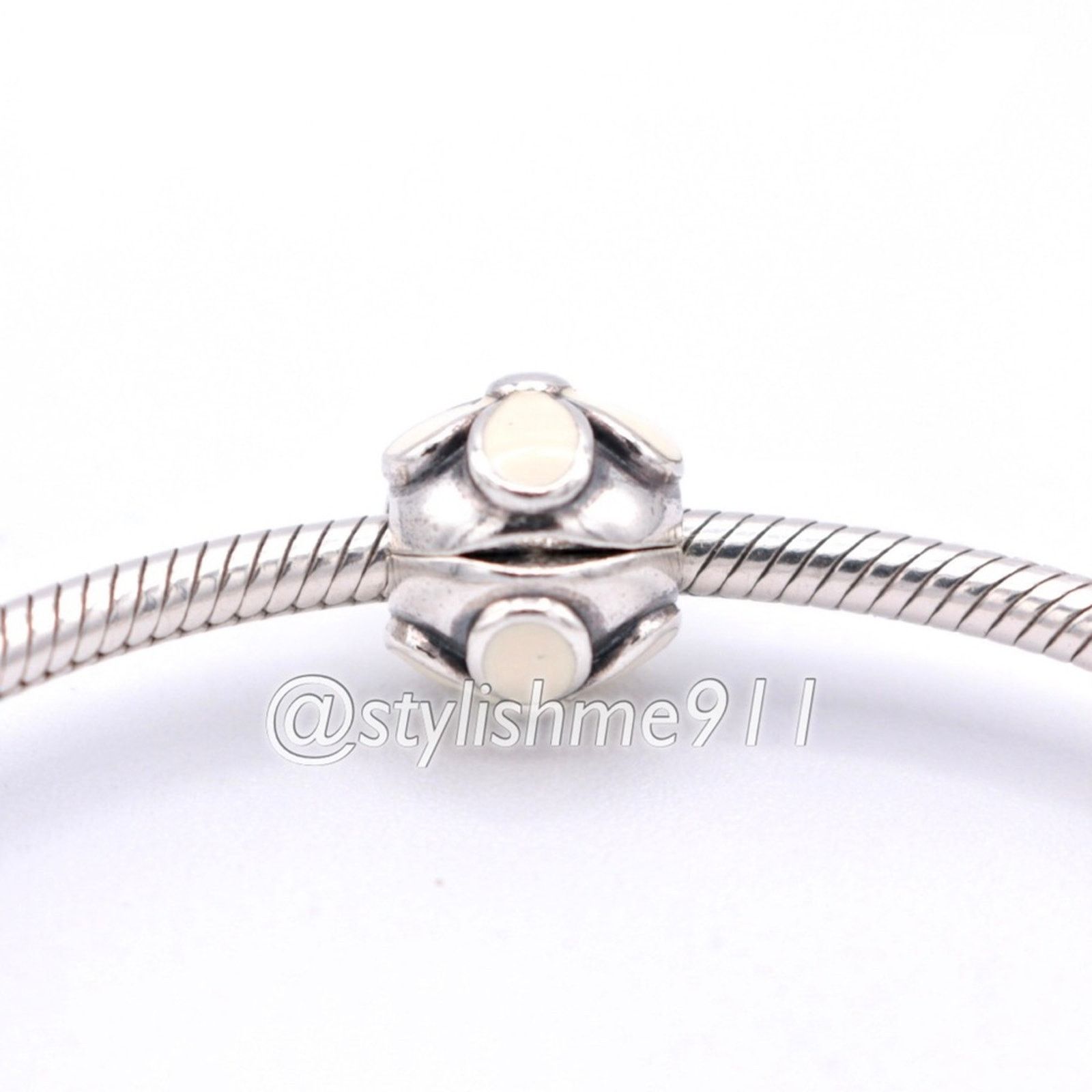 pandora Authentic PANDORA Darling Daisies Clip with White Enamel Size ONE SIZE - 5 Thumbnail