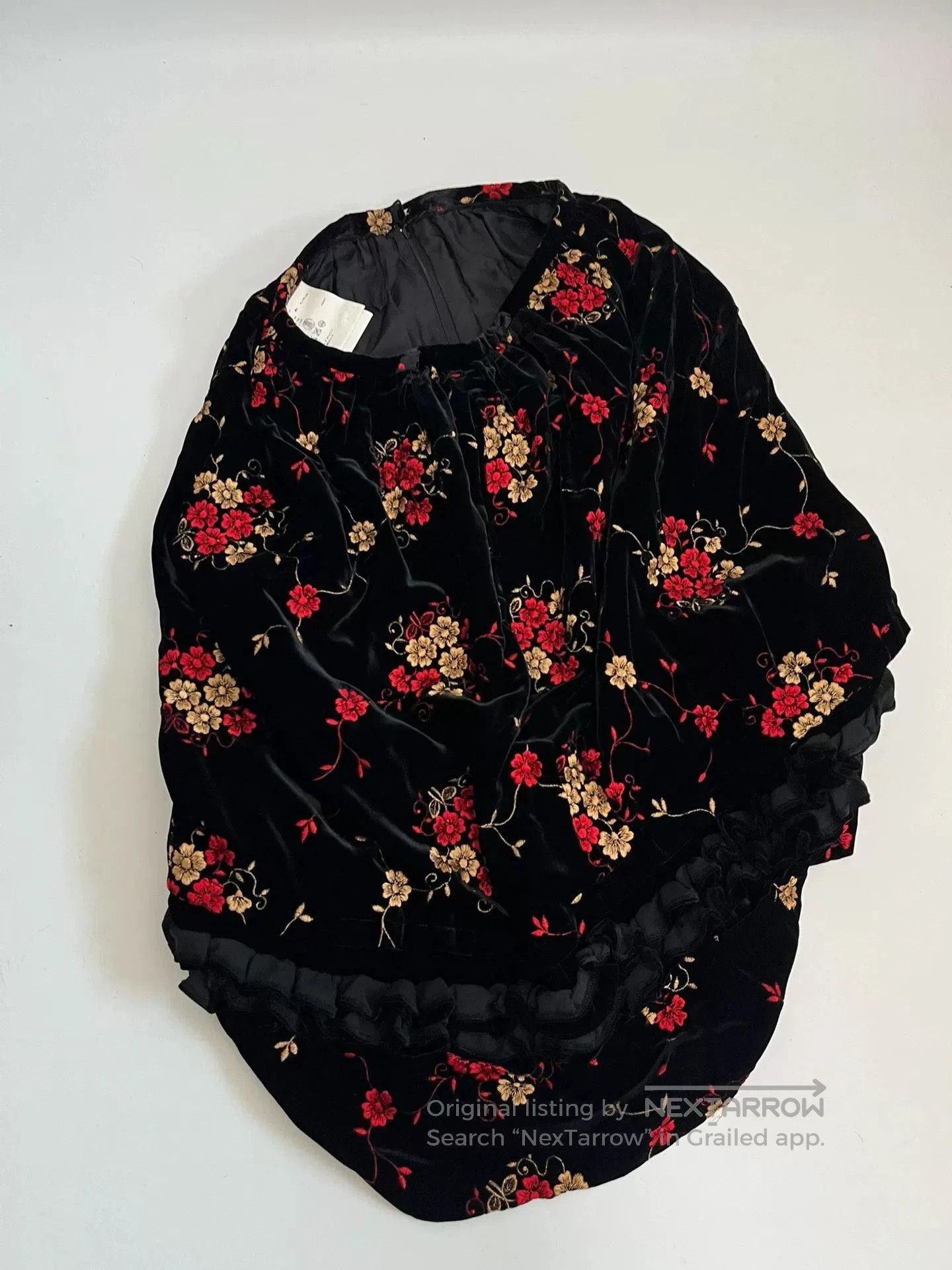 Rei Kawakubo Comme des Garçons Velvet Flower Embroidery Skirt. Size 37" - 1 Thumbnail