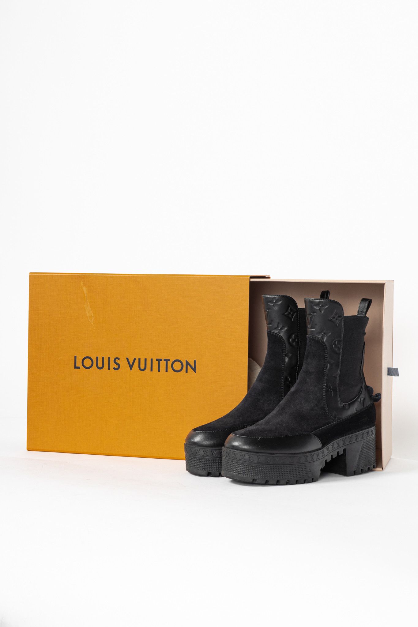 Louis Vuitton Louis Vuitton Laureate Suede/Monogram-Leather Platform Boot Size US 7 / IT 37 - 13 Thumbnail
