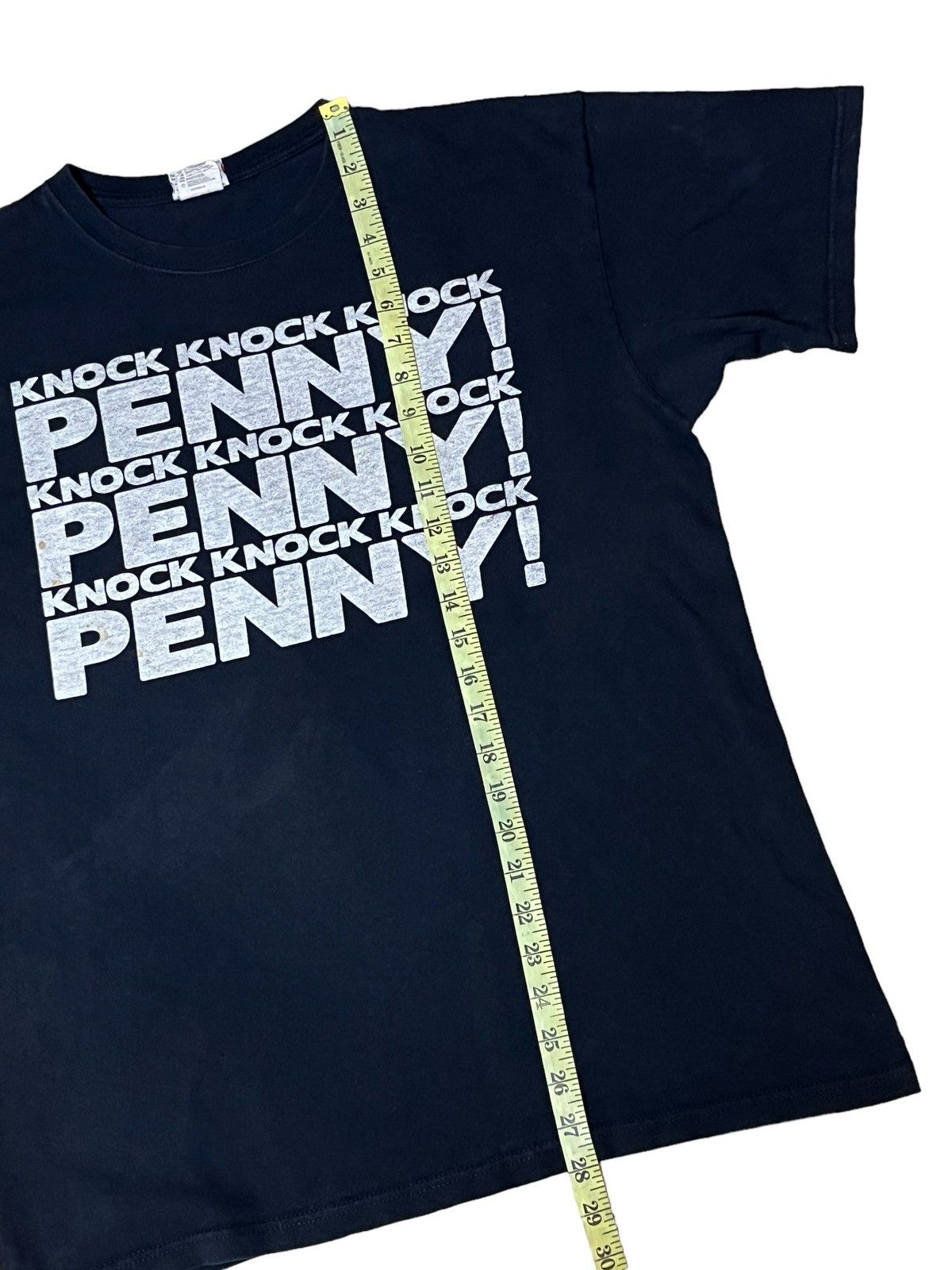 Vintage VINTAGE KNOCK KNOCK KNOCK PENNY THE BIGBANG THEORY T SHIRT Size US L / EU 52-54 / 3 - 7 Thumbnail