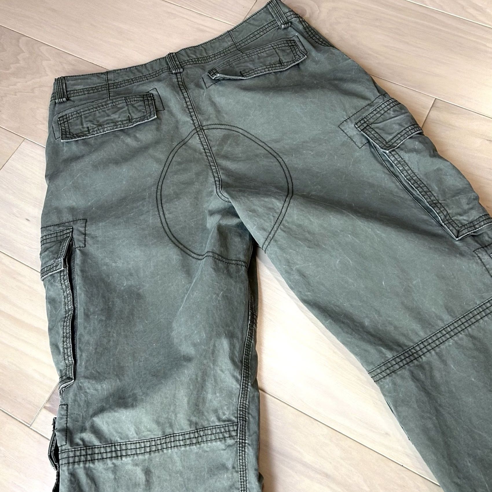 Old Navy VINTAGE Old Navy Surplus Co. Cargo Twill Pants Cargo Baggy Men's 36x30 Green Cotton Twill 36x30 Baggy Mens Size US 30 / EU 46 - 5 Thumbnail