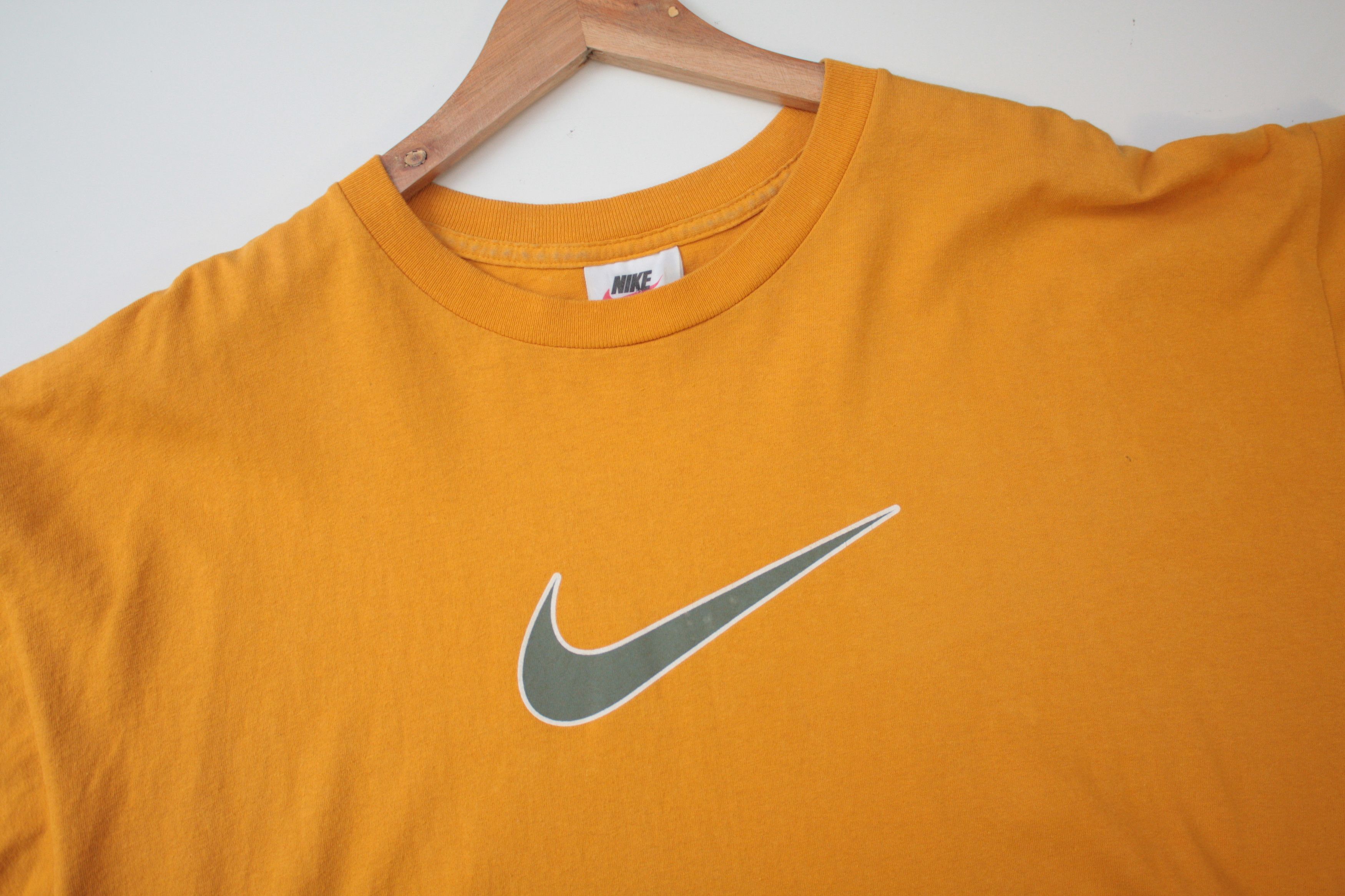 Nike Nike Vintage Yellow Swoosh Tee XL 90s Size US XL / EU 56 / 4 - 5 Thumbnail