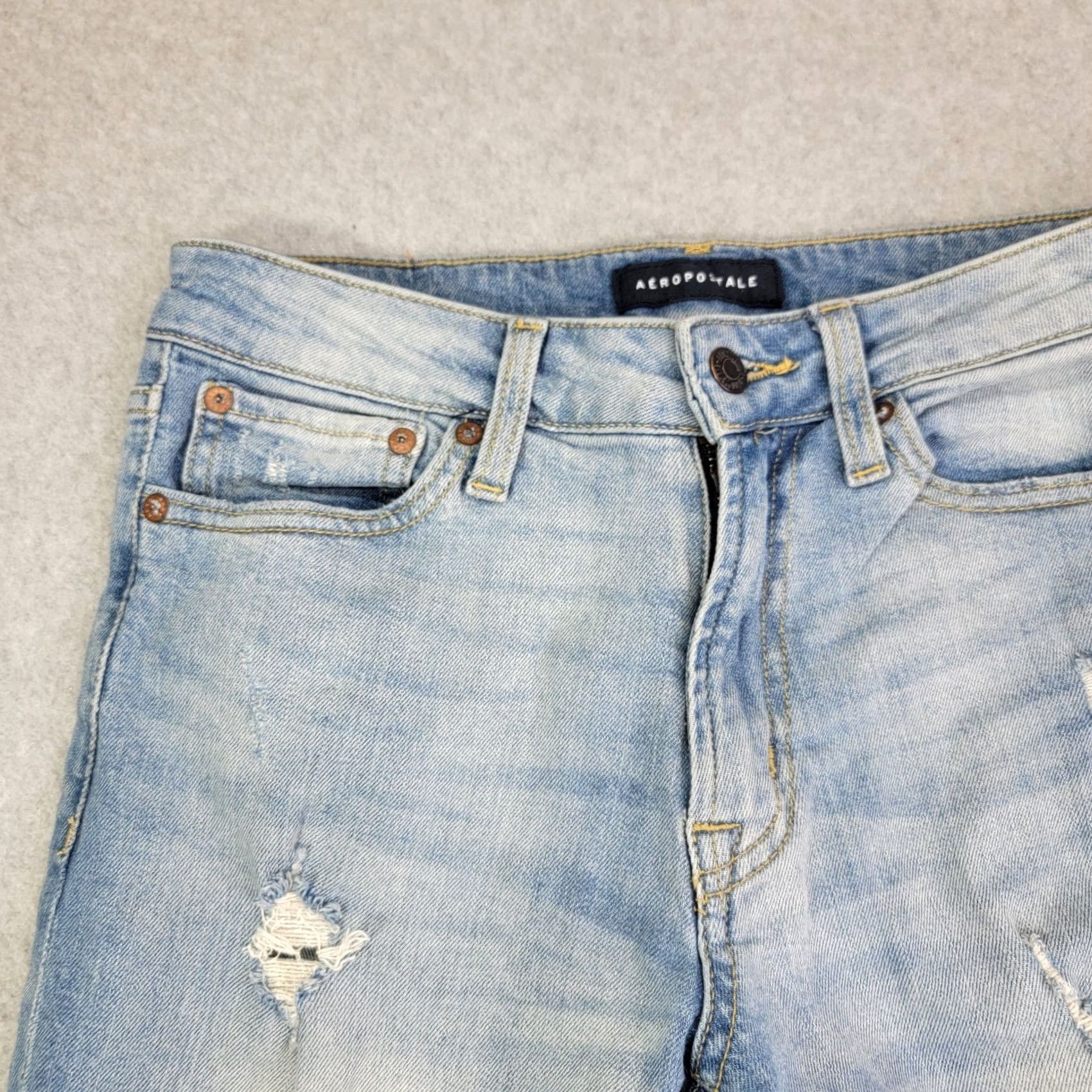 Vintage Aéropostale Jeans Women's 27 / 28 Blue Light Wash Athletic Skinny Distressed y2k Jeans Size 27" / US 4 / IT 40 - 6 Thumbnail