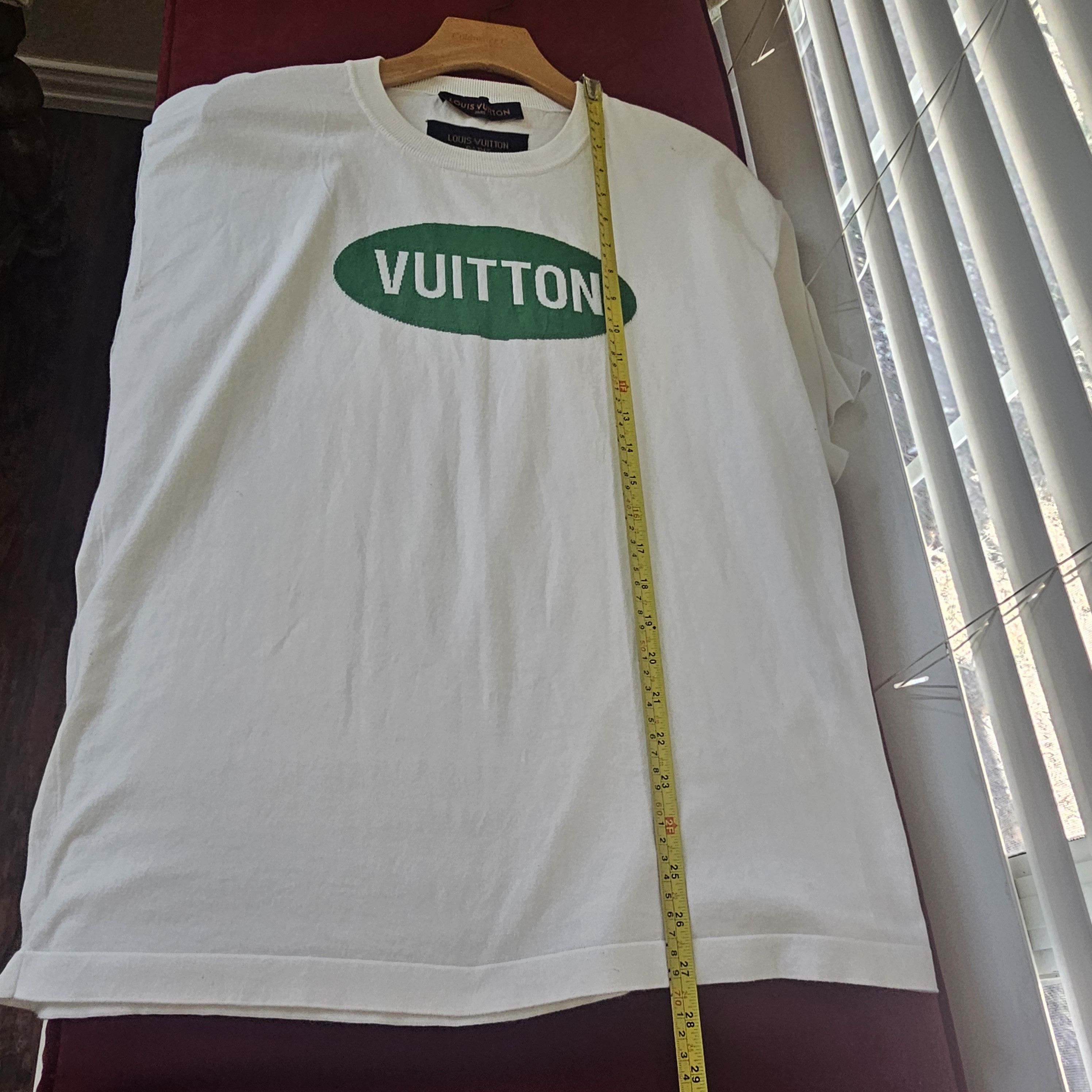 Louis Vuitton Louis Vuitton White Alphabet Pattern Green Printing T-Shirt Size US M / EU 48-50 / 2 - 4 Thumbnail