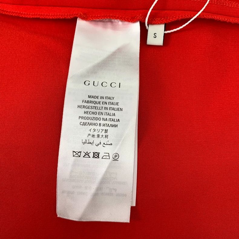 Gucci GucciRed gold button multi-pocket round-neck long-sleeved d Size S / US 4 / IT 40 - 8 Thumbnail