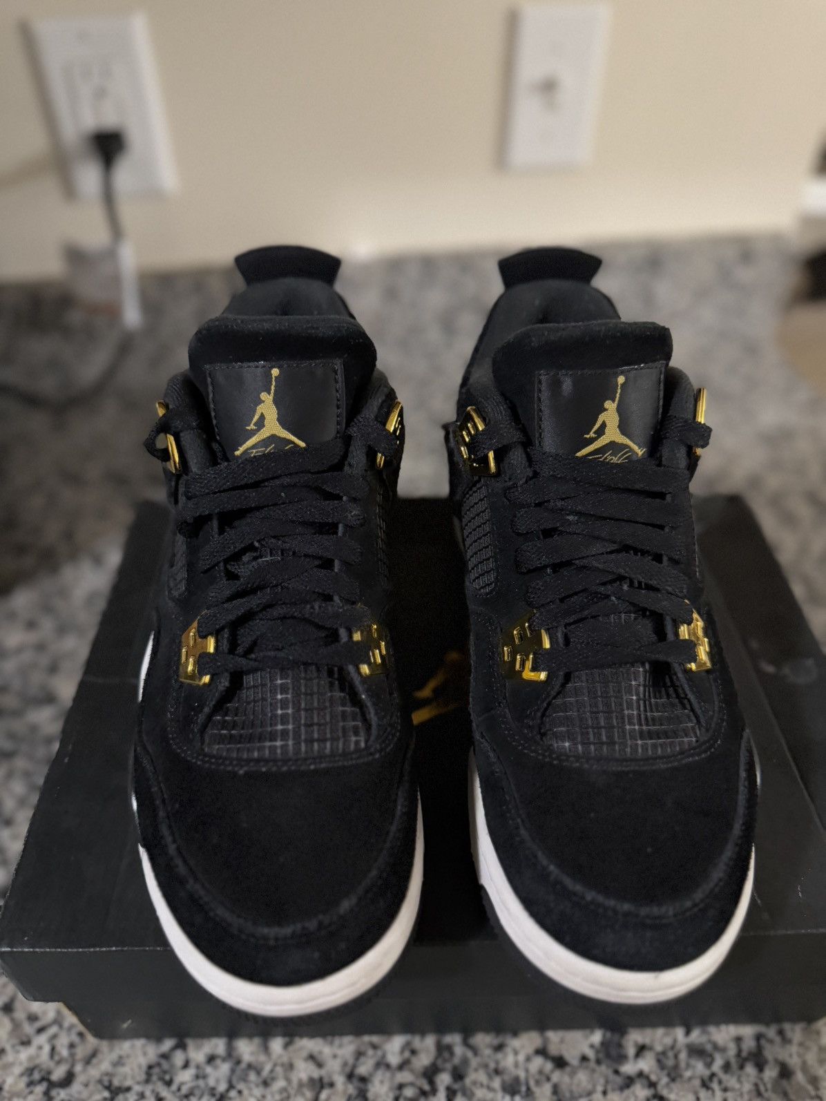 Jordan Brand × Nike Air Jordan 4 Royalty 408452-032 Size 6.5Y/8W 2016 Size US 6.5 / EU 39-40 - 5 Thumbnail