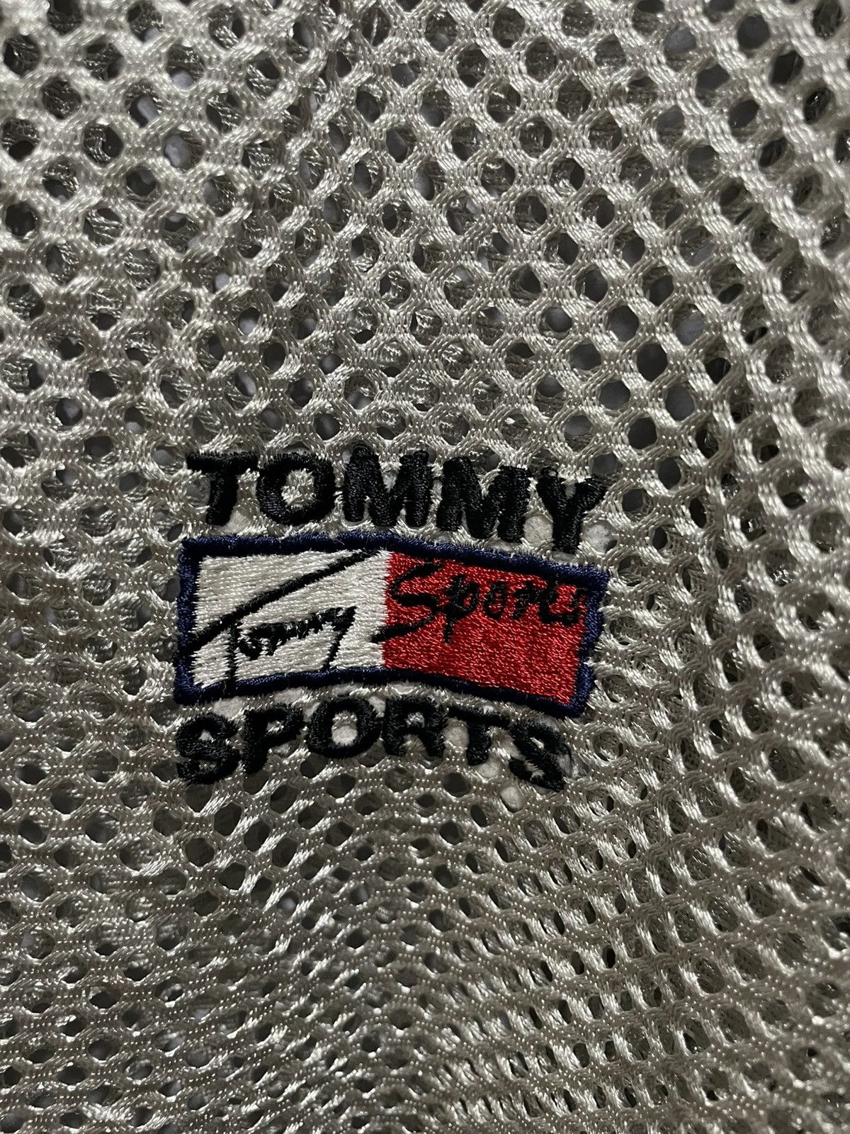 Tommy Hilfiger VTG 90s TOMMY SPORTS MLB DESTROYED MESH JERSEY Size US XL / EU 56 / 4 - 12 Thumbnail