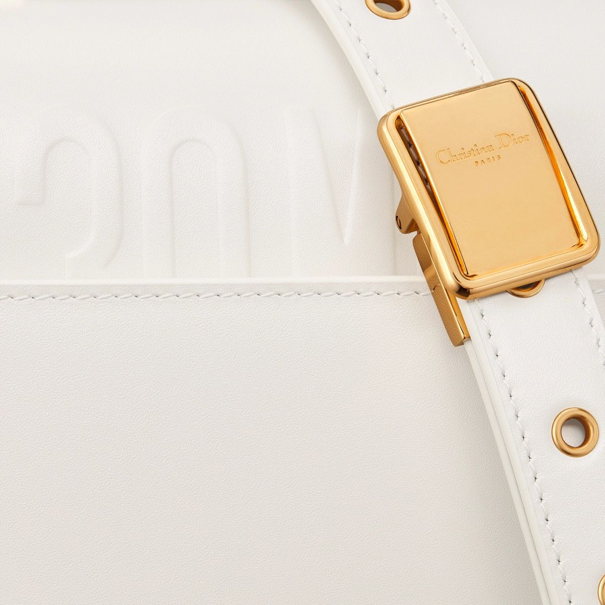 Dior o1bcso1str0226 Size:OS/30 Montaigne Bag in White Size ONE SIZE - 6 Thumbnail