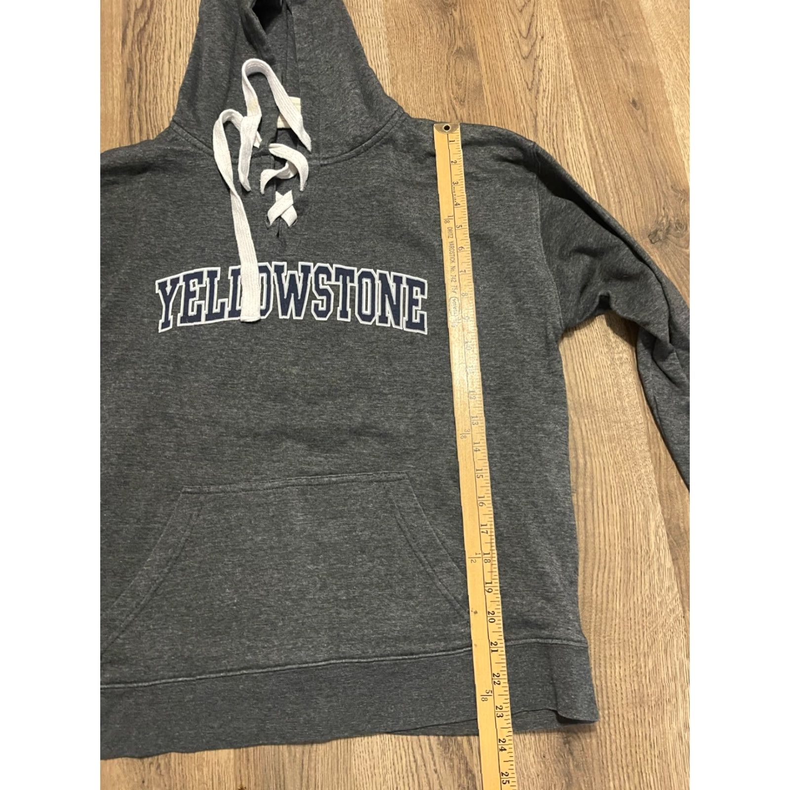 Vintage RetroVision Hoodie Women's Large Black V-neck Drawstring Pullover YELLOWSTONE Size L / US 10 / IT 46 - 6 Thumbnail