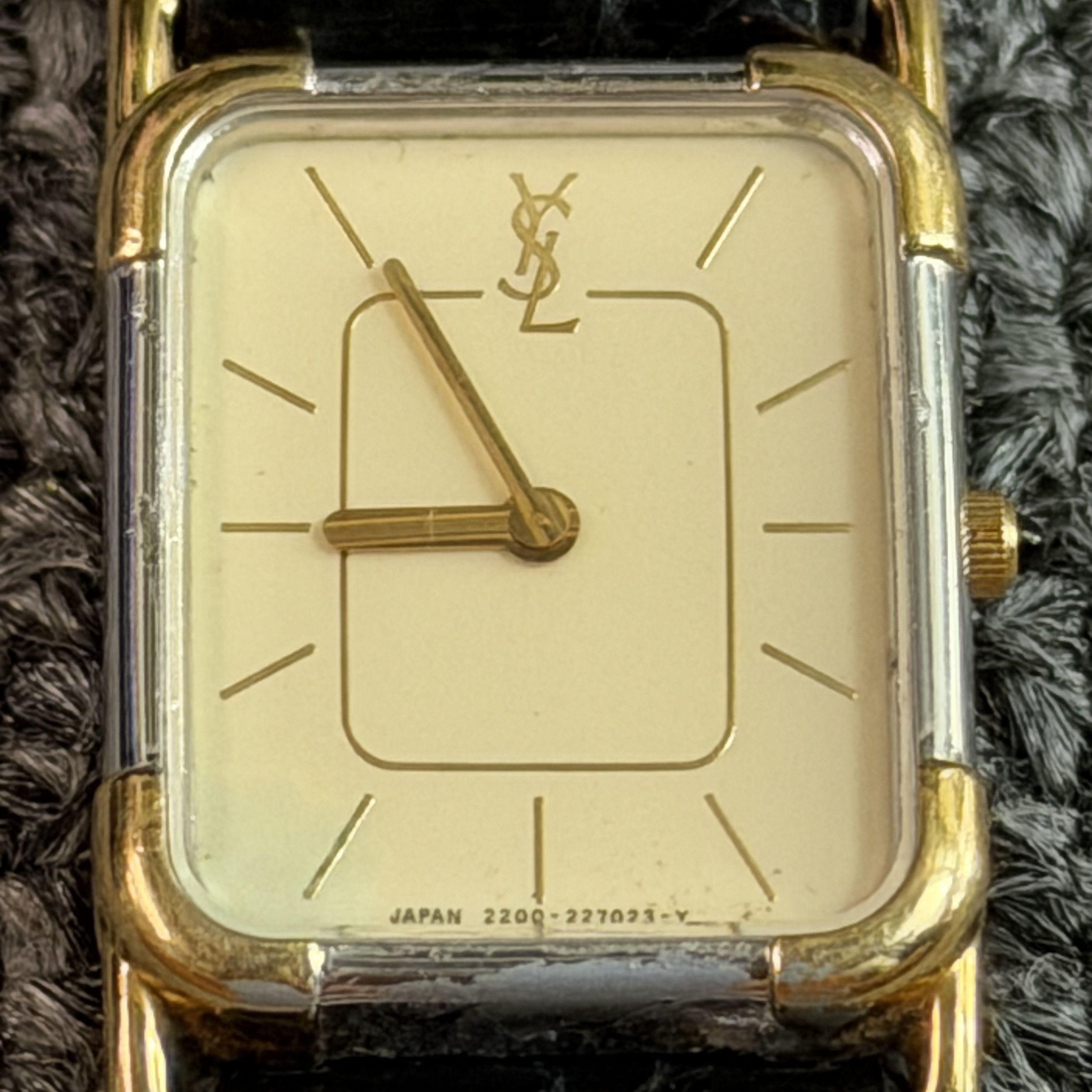 Yves Saint Laurent Yves Saint Laurent Watch Size ONE SIZE - 4 Thumbnail