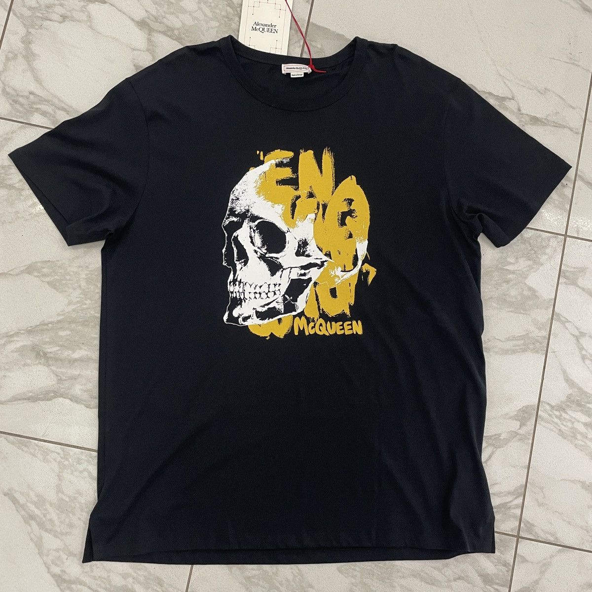 Alexander McQueen Alexander McQueen Tee Size XL Size US XL / EU 56 / 4 - 1 Thumbnail