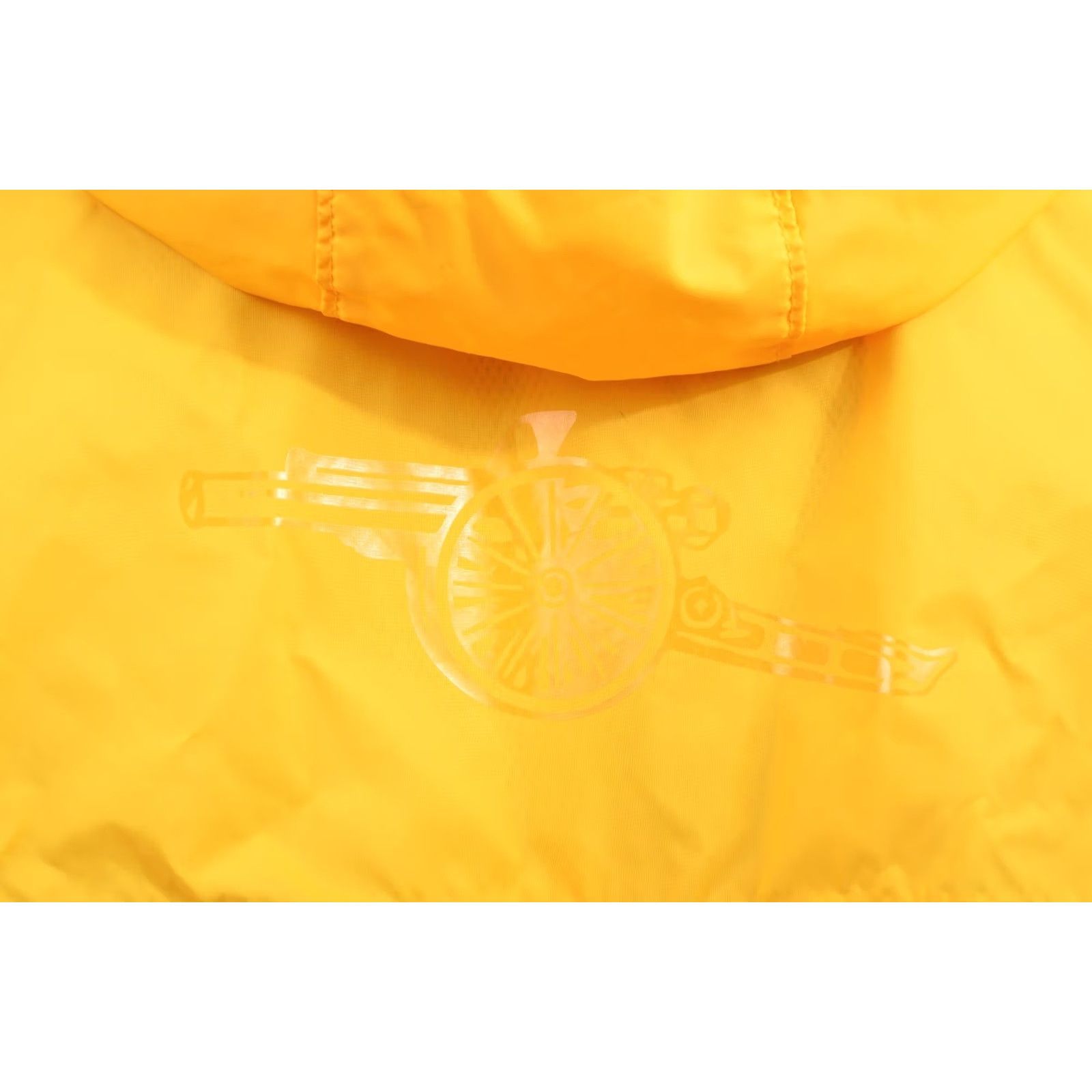 Nike Nike Team Arsenal 1999/2000 Hooded Yellow Rain Jacket L Mens Jacket Windbreaker Color: Yellow Size US L / EU 52-54 / 3 - 7 Thumbnail