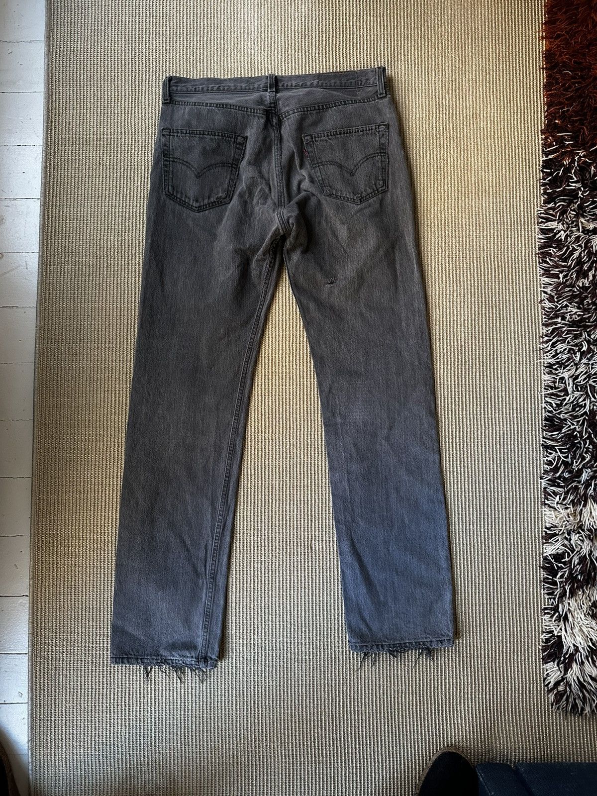 Levi's Levi’s 501 Faded & Distressed Charcoal Jeans Size US 32 / EU 48 - 3 Thumbnail