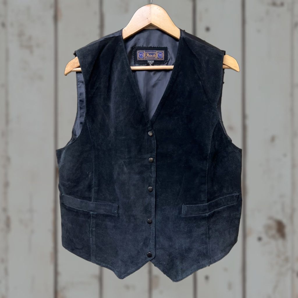 Vintage VINTAGE Western Vest Leather Satin Black XL Women Snap Western Vest Womens XL Black Satin Leather Snap Vintage Size XL / US 12-14 / IT 48-50 - 1 Thumbnail