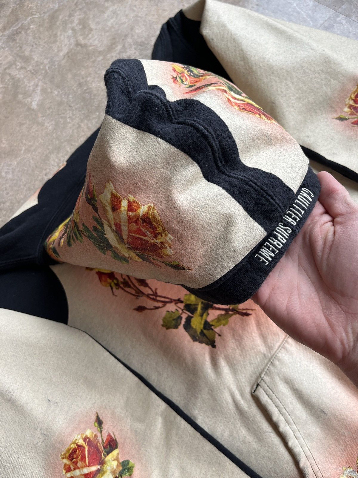 Jean Paul Gaultier × Supreme Supreme Jean Paul Gaultier Floral Print Hooded Sweatshirt Size US L / EU 52-54 / 3 - 2 Thumbnail