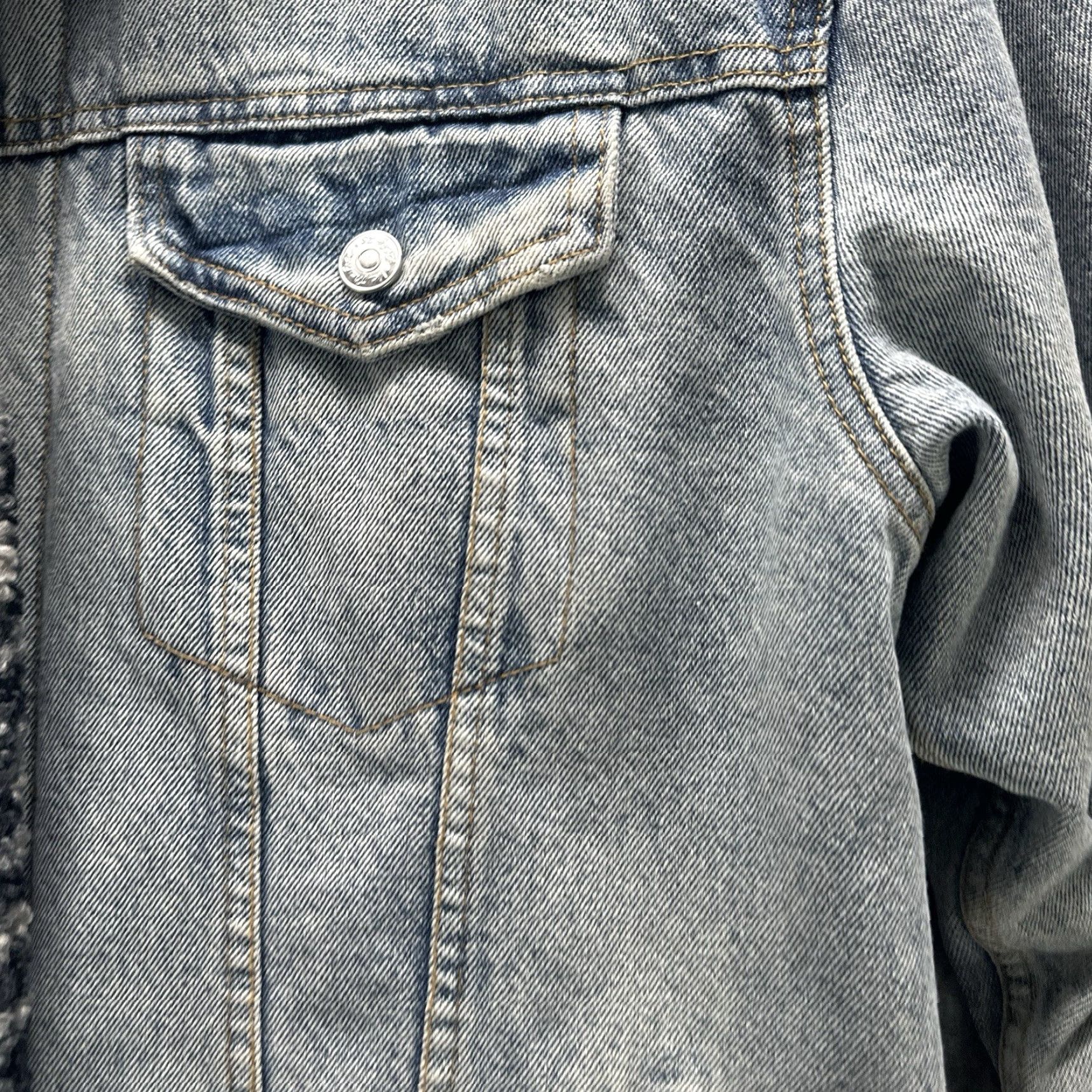 Free People Free People We The Free Motorcycle Jacket Denim Trucker Leopard Sherpa Collar Blue S Womens Vintage No N/A Size S / US 4 / IT 40 - 7 Thumbnail