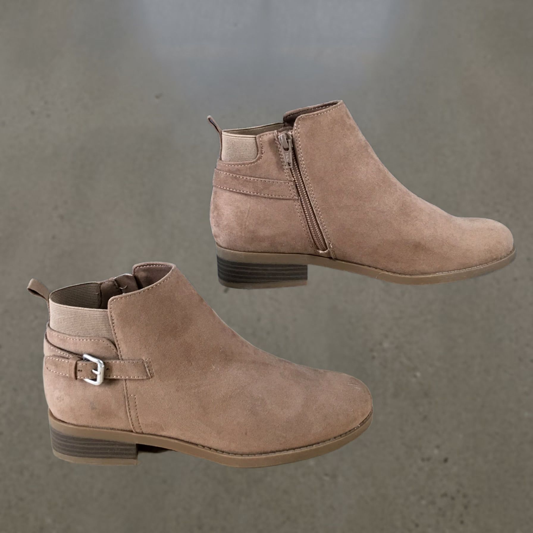 Old Navy Old Navy Boots Womens 8 Casual Side Zip Ankle Bootie Brown Fabric Low Heels Size US 8 / IT 38 - 1 Thumbnail