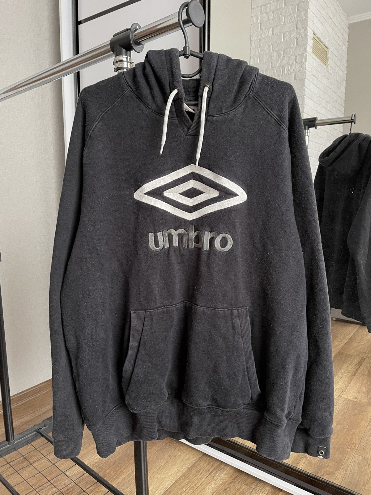 Other Umbro Vintage Hoodie Embroidered Logo 90s Size US L / EU 52-54 / 3 - 1 Thumbnail
