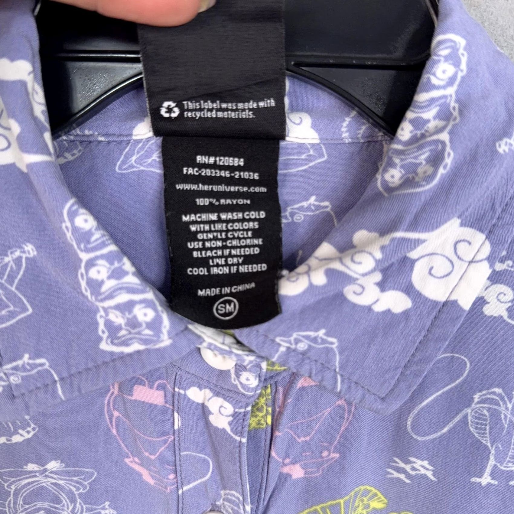 Vintage VINTAGE Her Universe Shirt Womens Small Purple Spirited Away Anime Print Button Up Top Size S / US 4 / IT 40 - 6 Thumbnail