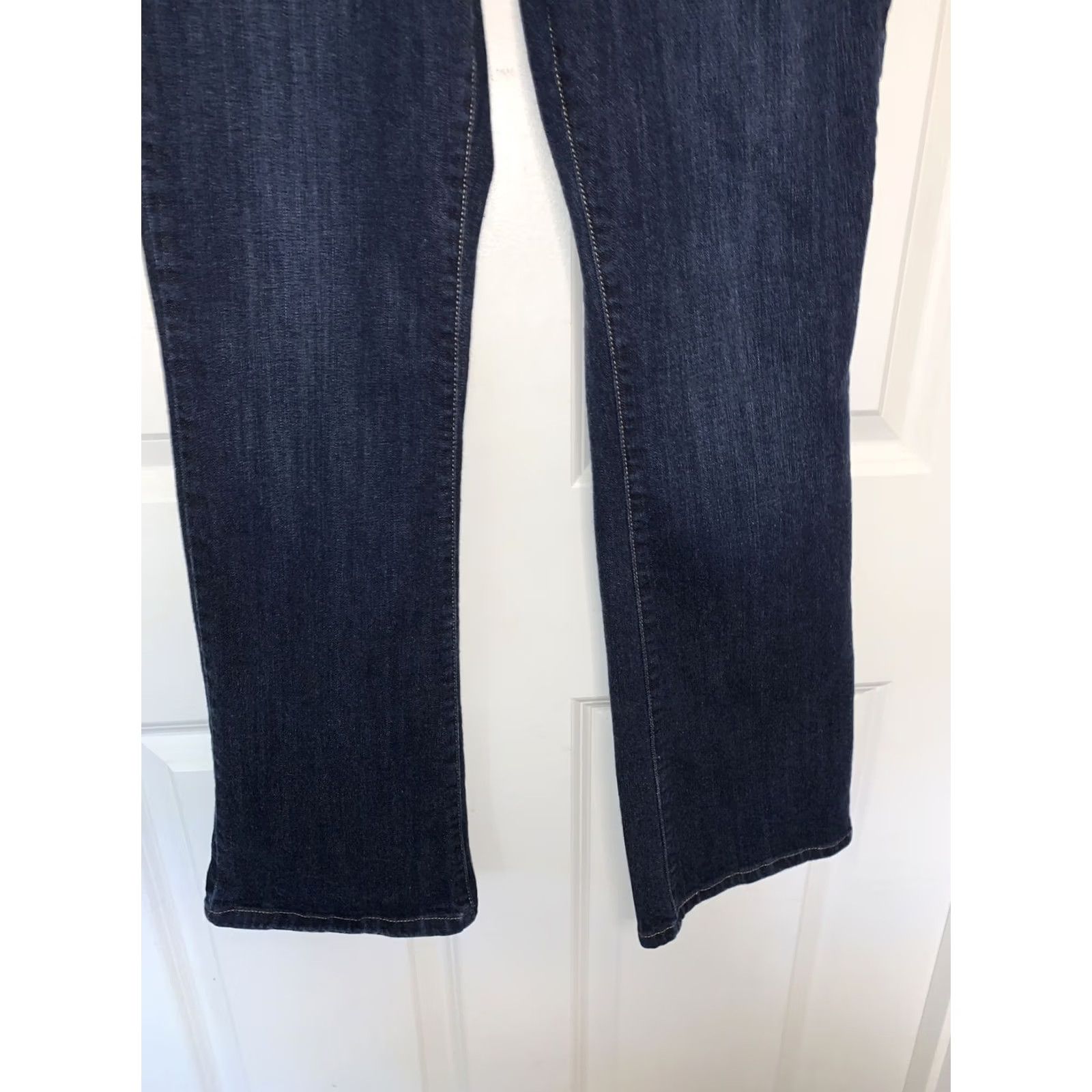 Levi's VINTAGE Levi’s 515 Jeans Womens 6 Dark Wash Bootcut Denim EUC 2318 Size 28" / US 6 / IT 42 - 3 Thumbnail
