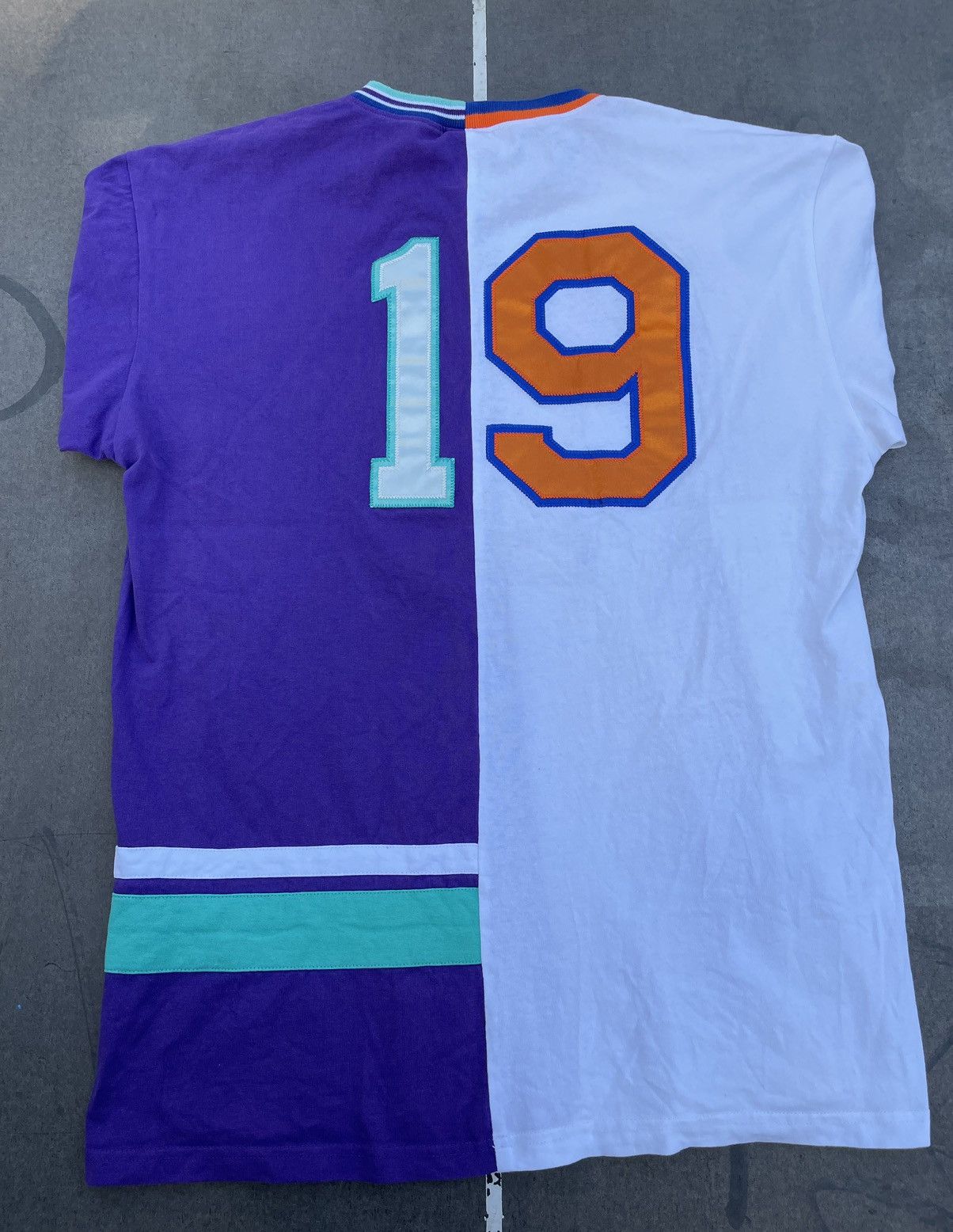 Champion × NBA × Vintage Champion #19 Vintage NBA T shirt Size US M / EU 48-50 / 2 - 2 Thumbnail