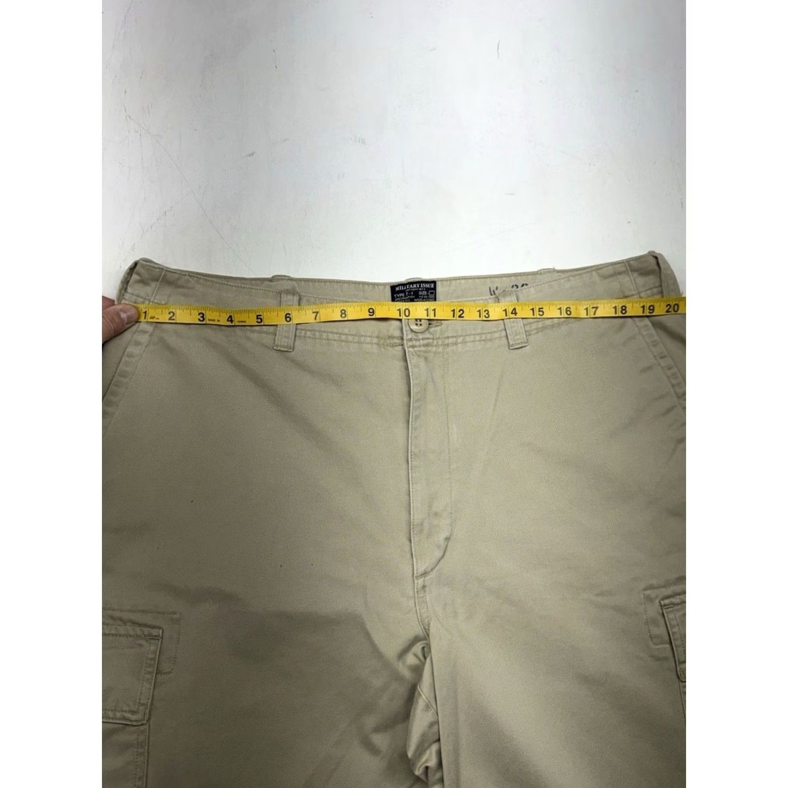Tommy Hilfiger VINTAGE Tommy Hilfiger Cargo Pants Mens 38x29.5 Khaki Wide Leg Army Military T-1 Y2K Size US 38 / EU 54 - 6 Thumbnail