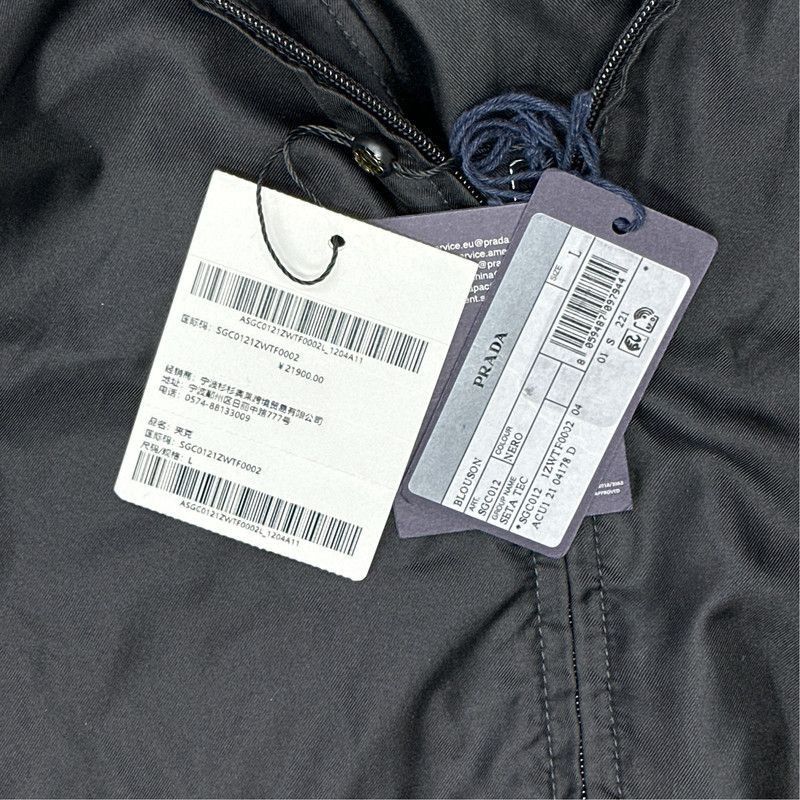 Prada Prada SS22 Black Logo Hooded Jacket for Men-2506 Size US L / EU 52-54 / 3 - 5 Thumbnail