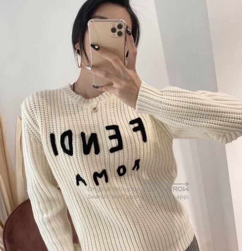Fendi Fendi Beige Roma Flock Letter Knit Sweater Size XXS / US 00 / IT 34 - 8 Thumbnail