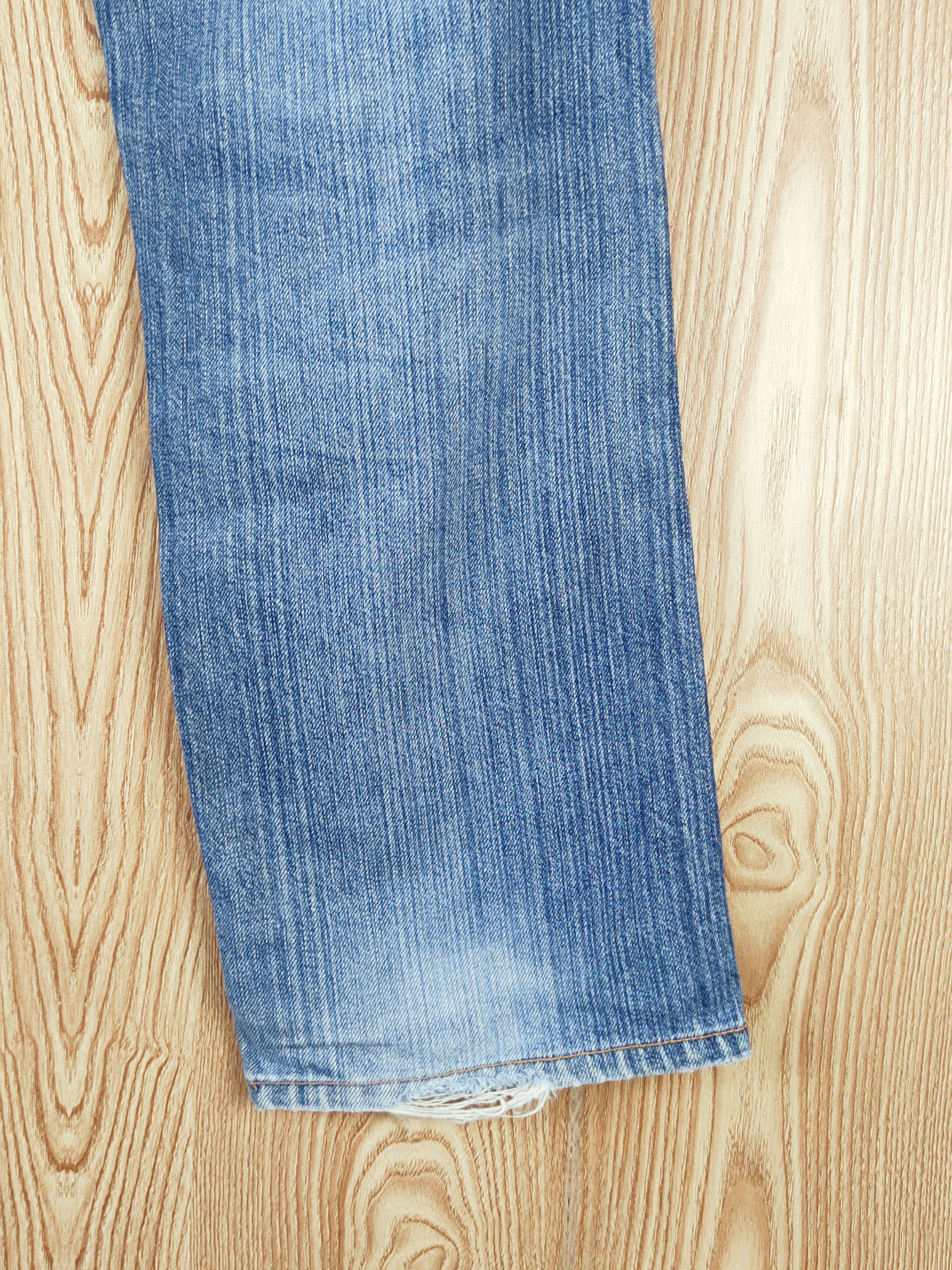 Levi's 512 Levi's vintage Blue Distressed Ripped Jeans denim #W233 Size US 29 - 14 Thumbnail