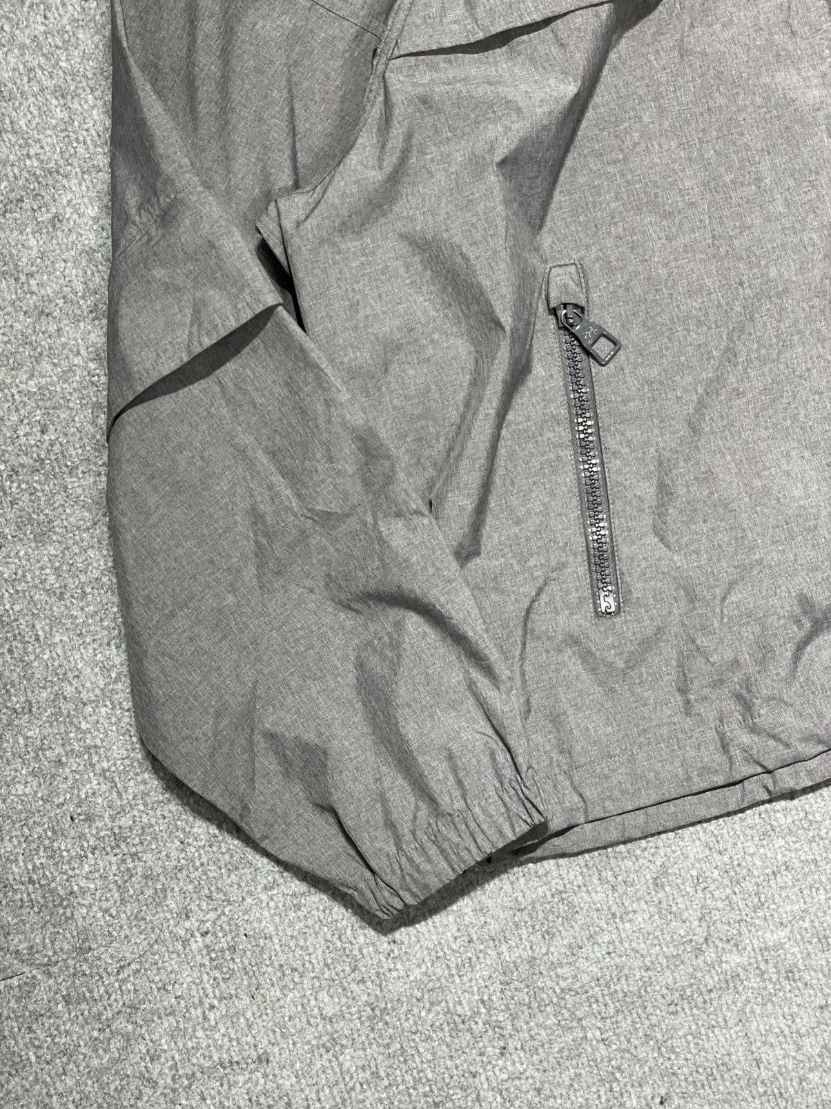 Louis Vuitton FW2019 Louis vuitton X Virgil Abloh - Flag Patch Windbreaker Size US M / EU 48-50 / 2 - 4 Thumbnail