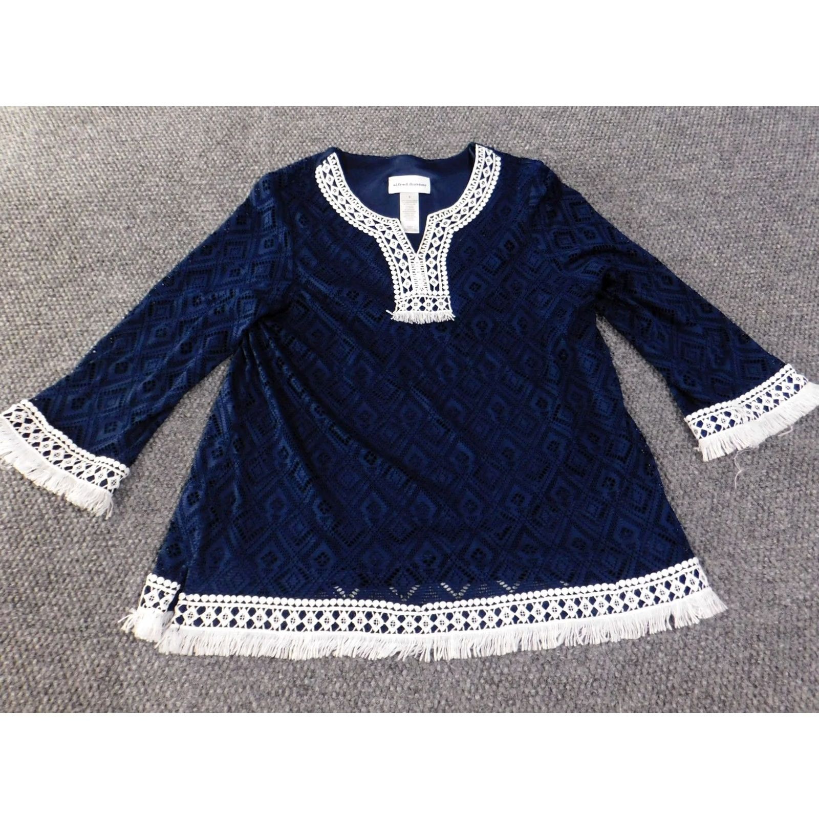 Vintage Alfred Dunner Top Womens Small Navy Blue Lace Crochet Tunic Boho Fringe Trim Blouse Size S / US 4 / IT 40 - 2 Thumbnail