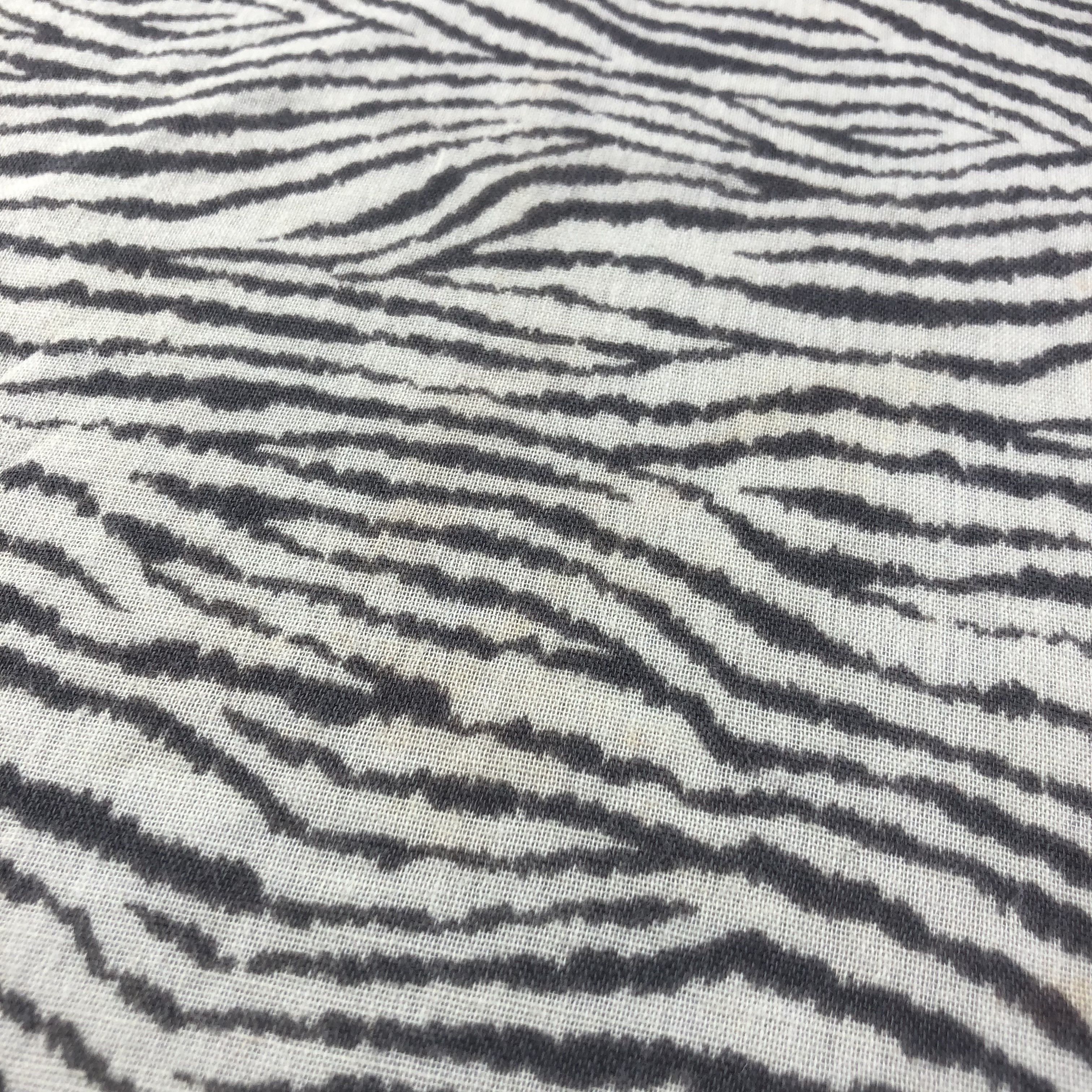 Guess × Vintage Guess? Zebra Stripes Handkerchief Neckerchief Bandana H1659 Size ONE SIZE - 6 Thumbnail