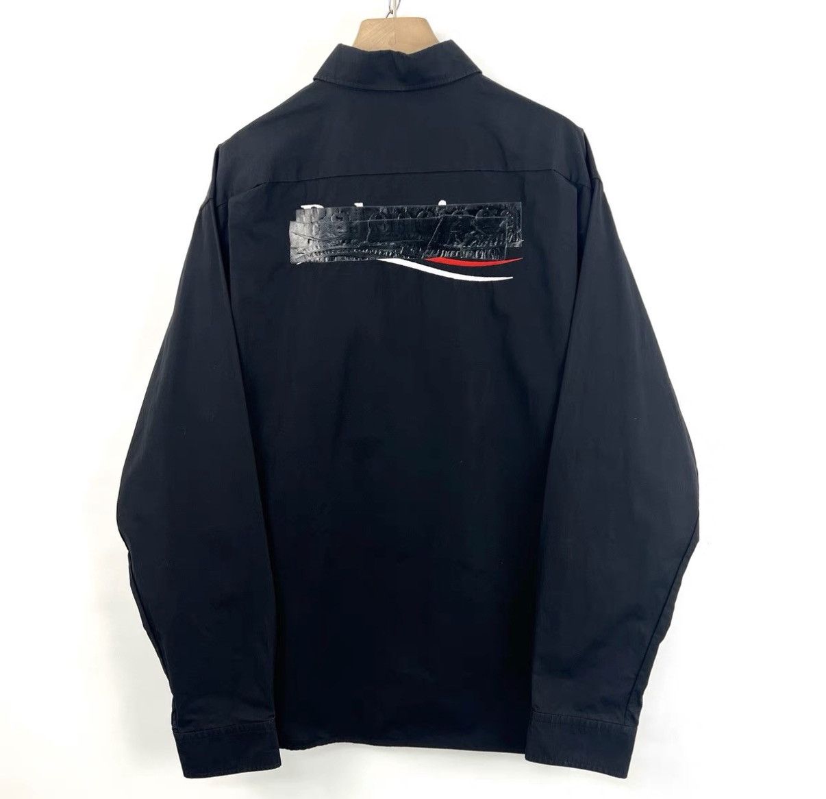 Balenciaga Balenciaga Black Vinyl Embroidered Coke Shirt K12 Size US L / EU 52-54 / 3 - 2 Thumbnail