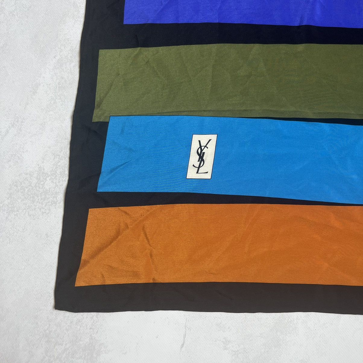 Other × Vintage × Yves Saint Laurent Yves Saint Laurent Foulards silk Scarf Babushka Size ONE SIZE - 3 Thumbnail