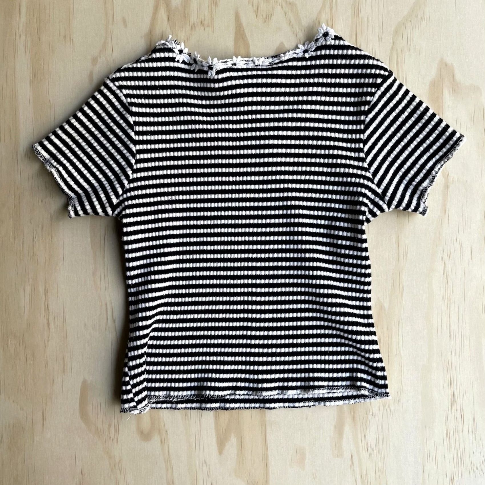 Vintage VINTAGE B'REAL Shirt Juniors S Black White Striped Cropped Ruffle Scoop Neck Top Size S / US 4 / IT 40 - 3 Thumbnail