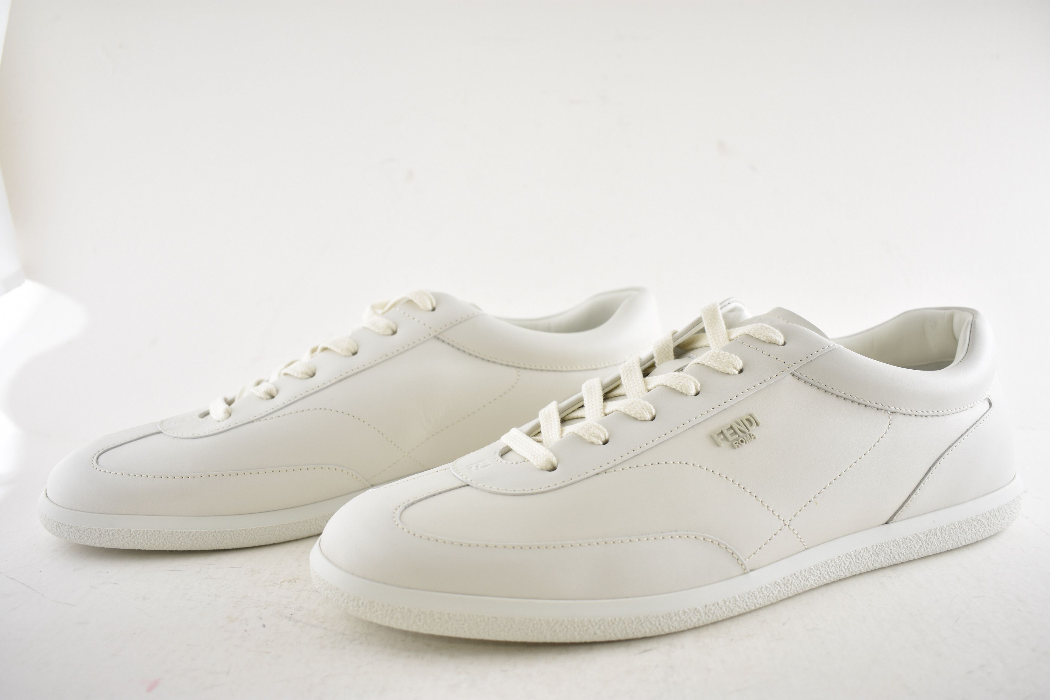 Fendi Fendi Leather Logo Classic Low Top Sneakers UK 12 US 13 Size US 13 / EU 46 - 11 Thumbnail