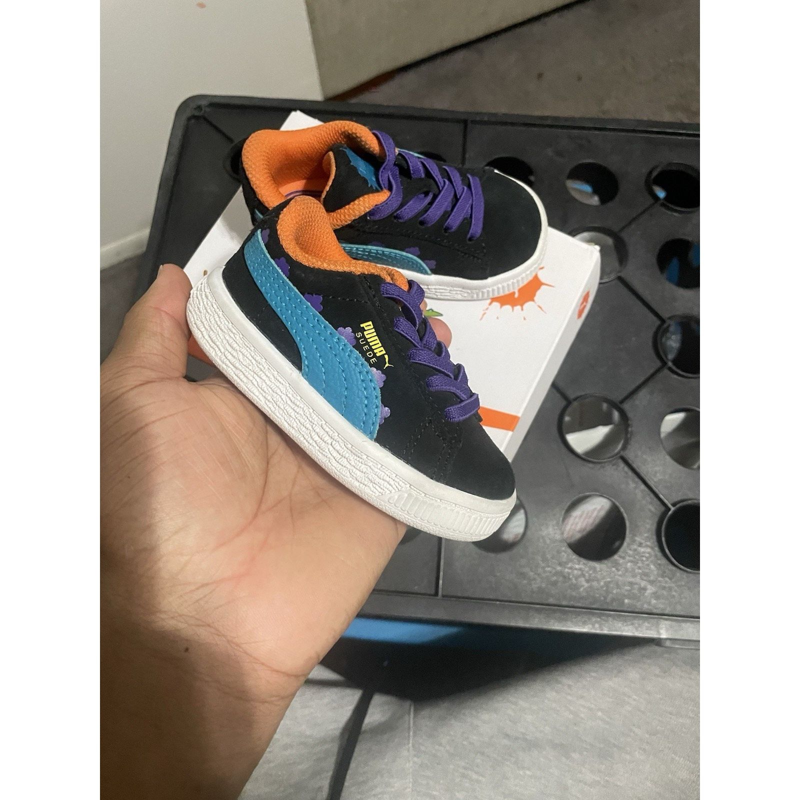 Puma Size 4c-Puma Nickelodeon Rugrats Suede Black Caribbean Sea Size US 5 / EU 37 - 1 Thumbnail