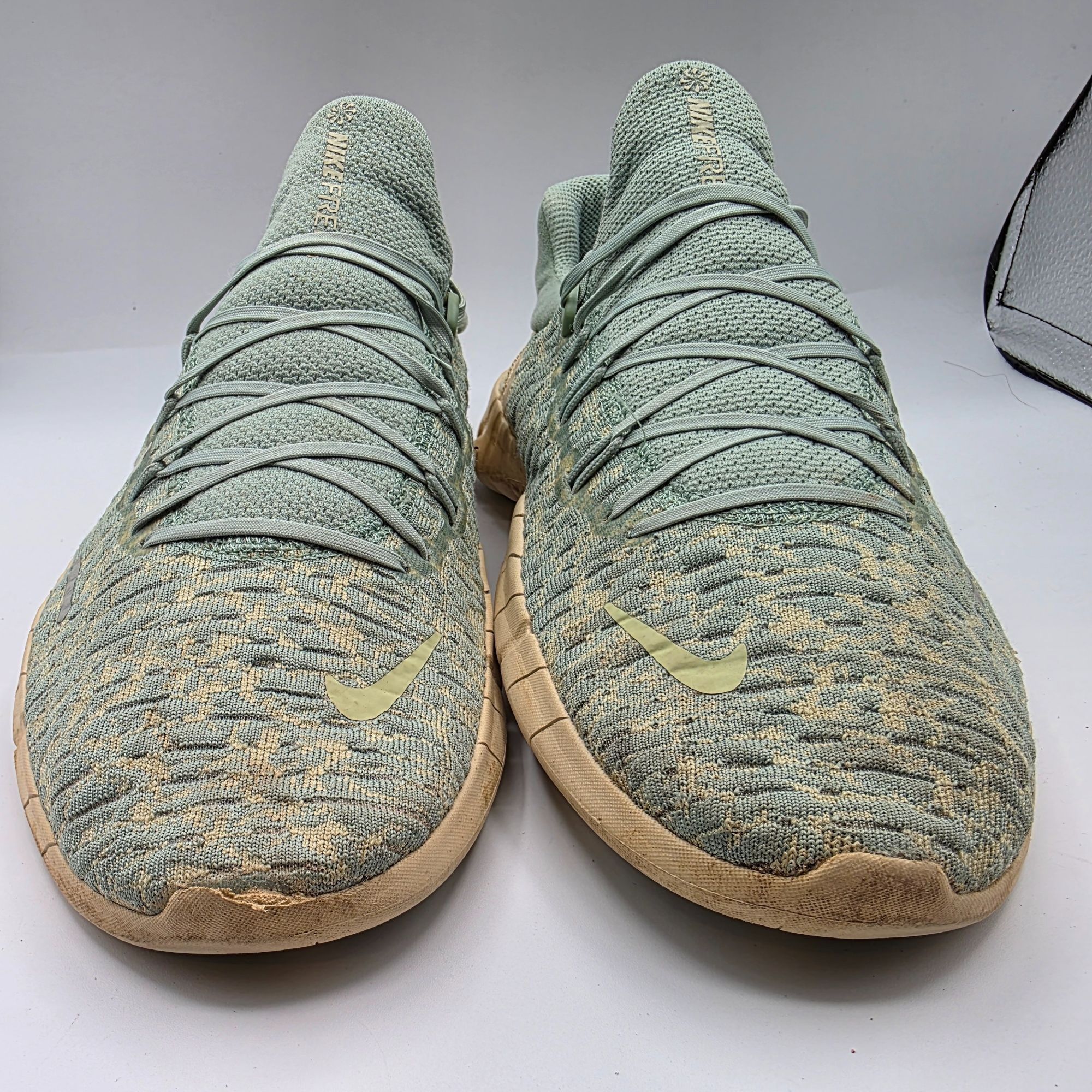Nike Nike Free Run 5.0 Stream Olive Aura Mens Size 9 Athletic Sho Size US 9 / EU 42 - 12 Thumbnail