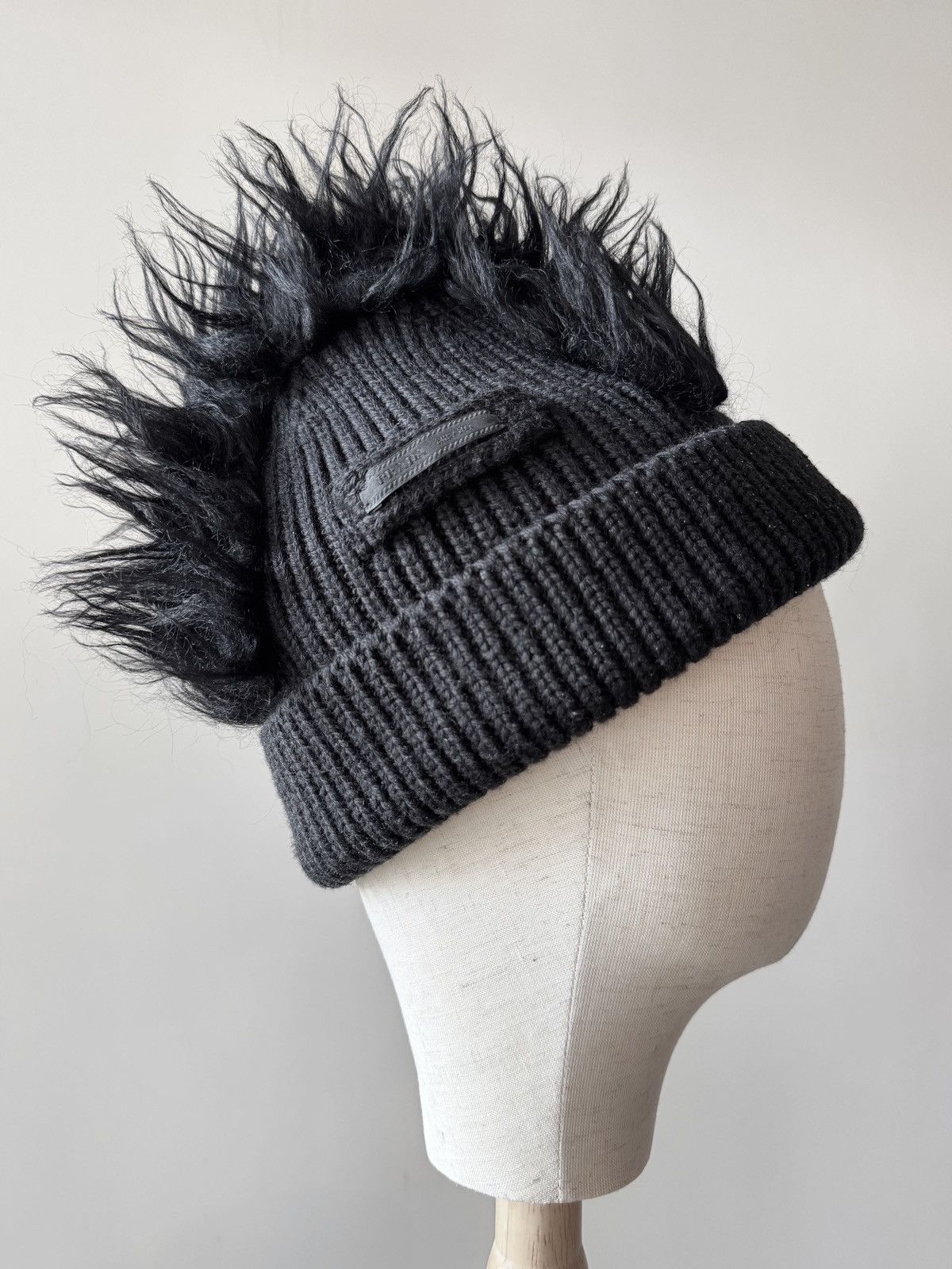 Prada Prada AW19 Mohawk Wool Beanie Size 32 - 1 Thumbnail
