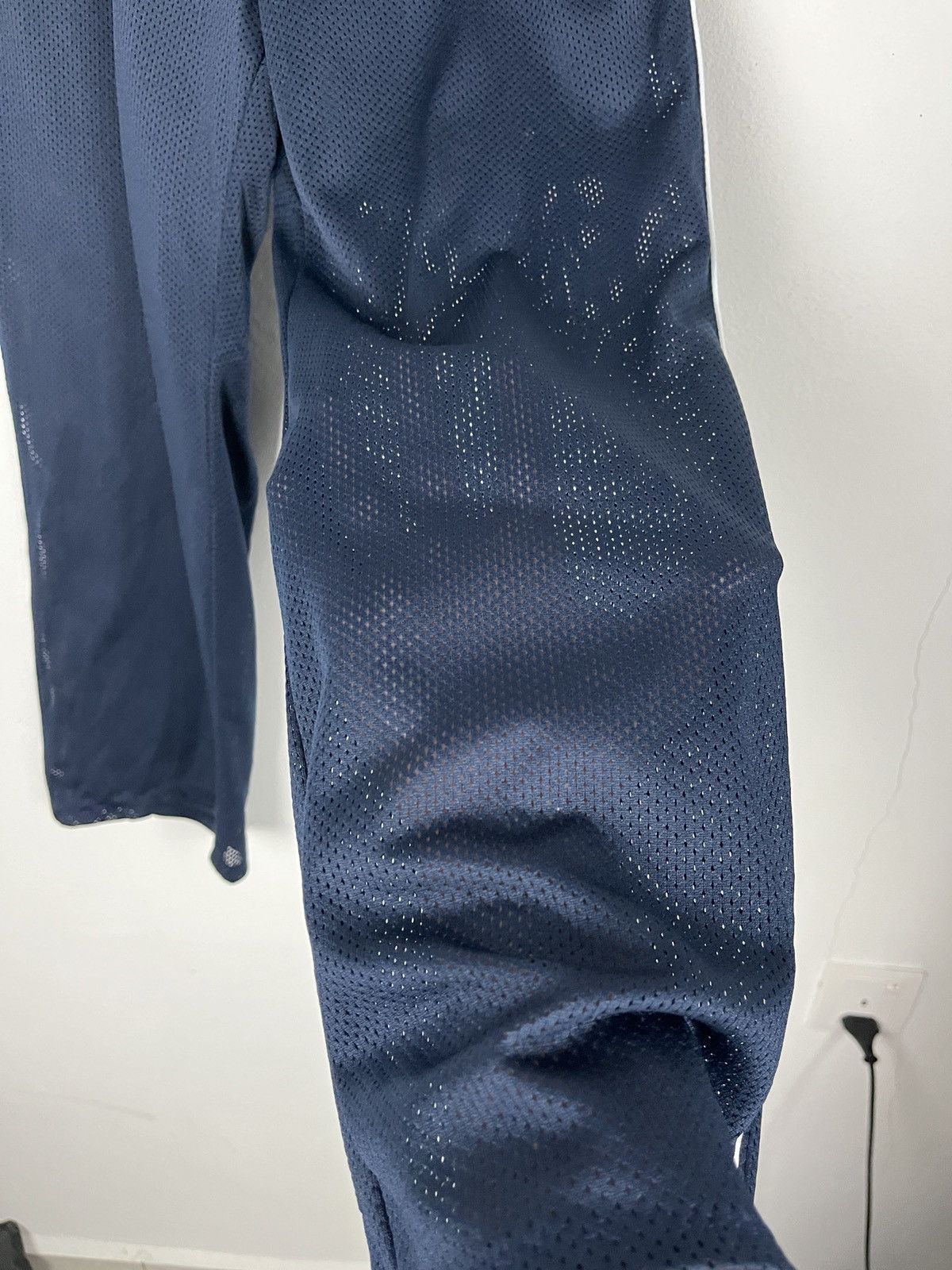Ellesse Ellesse Fishnet Mesh Track Pants Size US 30 / EU 46 - 6 Thumbnail