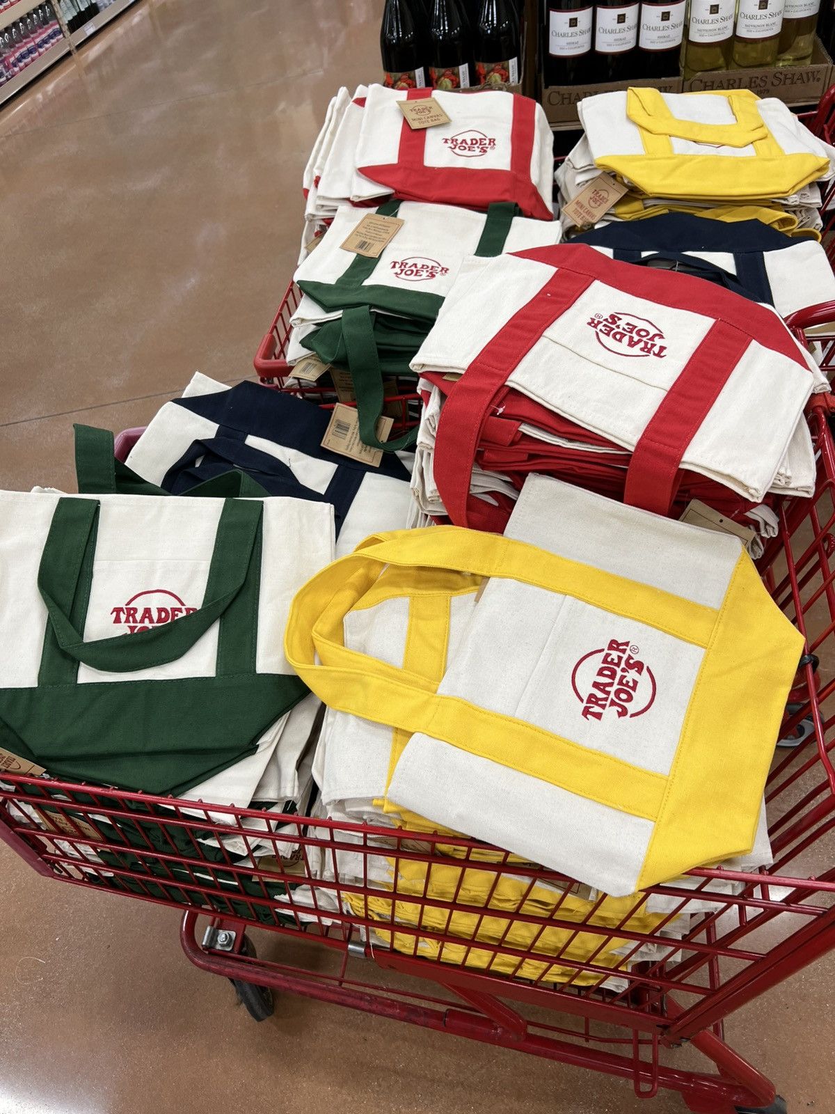Other Trader Joes min Tote Size ONE SIZE - 1 Preview