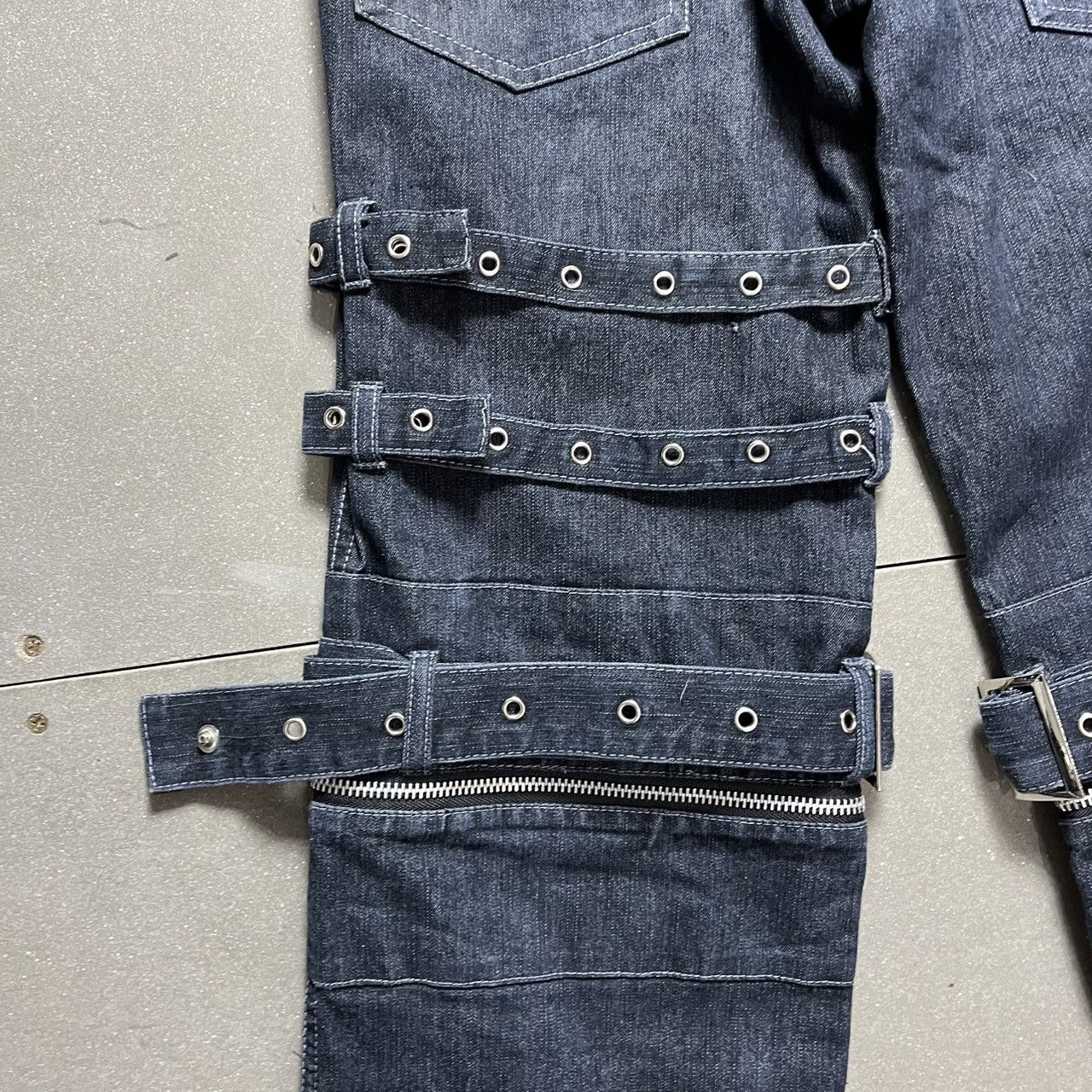 If Six Was Nine × Le Grande Bleu (L.G.B.) Blood Storm Strap Adjustable & Zip-off Denim Size US 30 / EU 46 - 10 Thumbnail