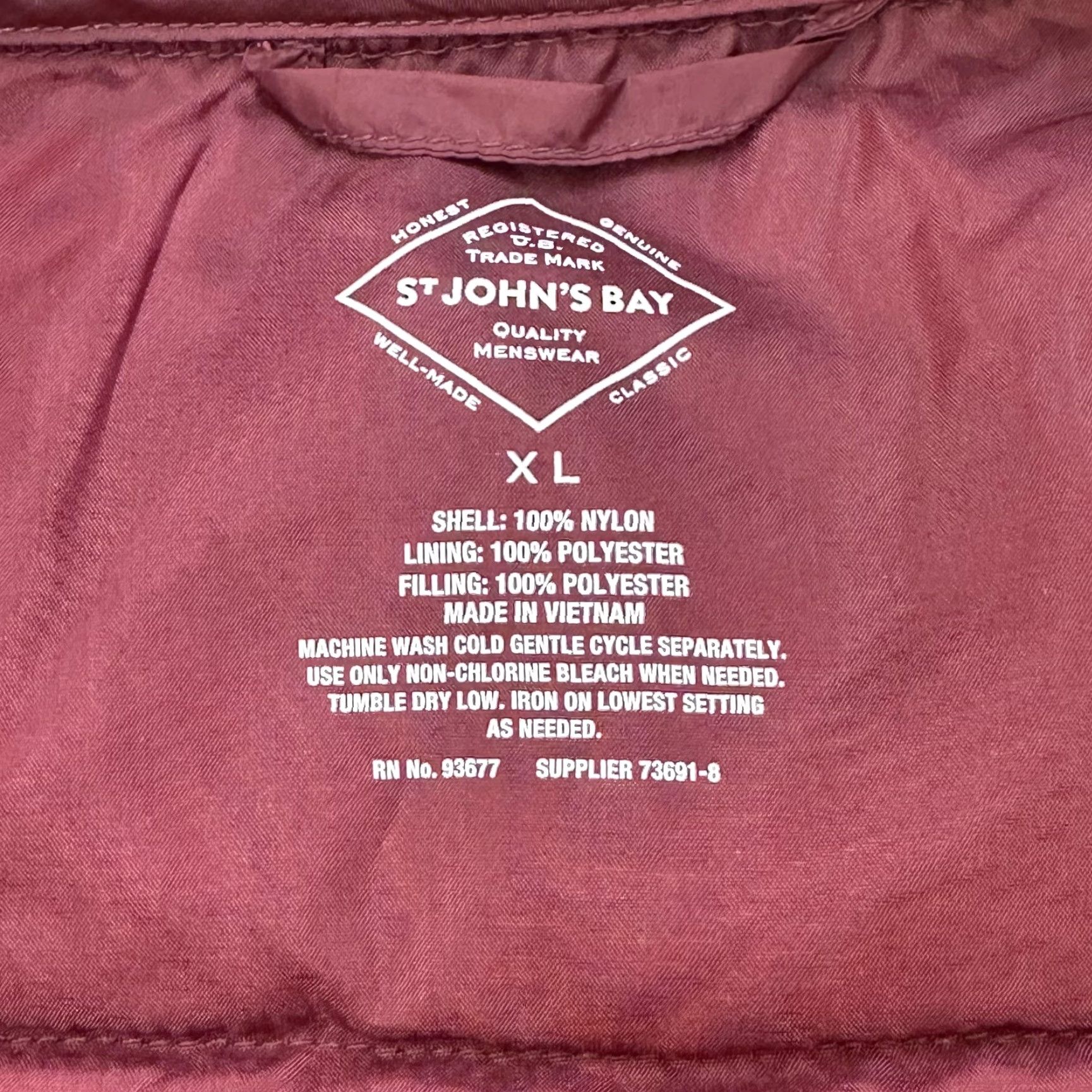 Vintage St. John's Bay Vest Mens XL Burgundy Puffer Quilted Full Zip Lightweight Nylon Size US XL / EU 56 / 4 - 5 Thumbnail