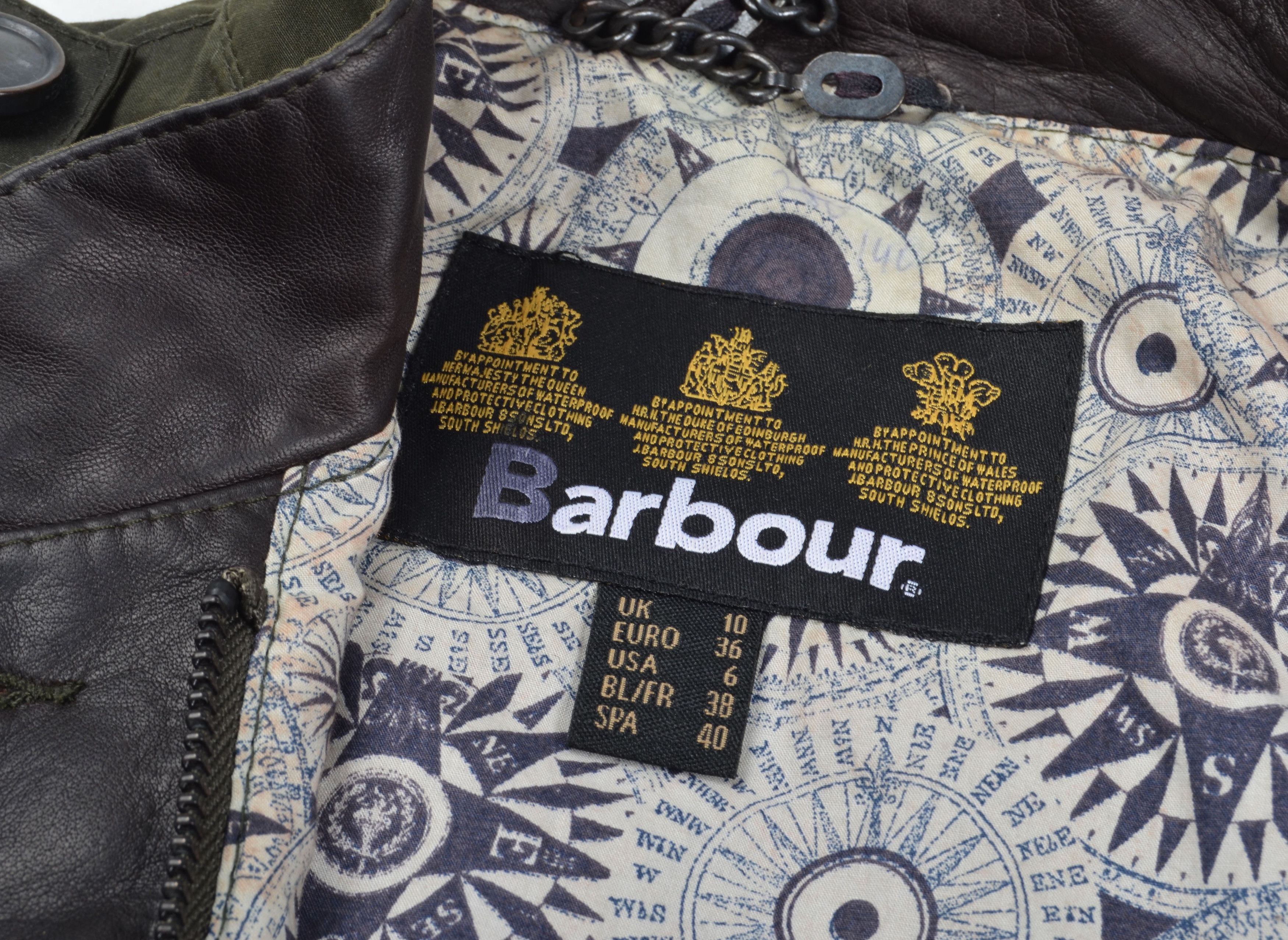 Barbour Barbour Women's Green Waxed Short Jacket Size M / US 6-8 / IT 42-44 - 13 Thumbnail