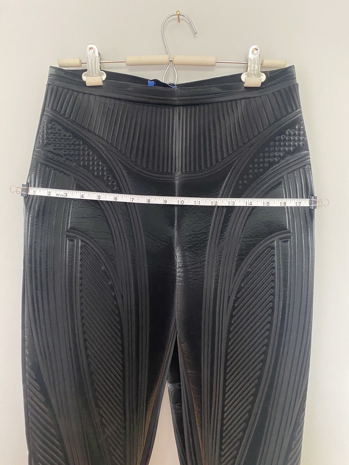 Mugler Mugler Black Embossed Leggings Size 32" / US 10 / IT 46 - 5 Thumbnail