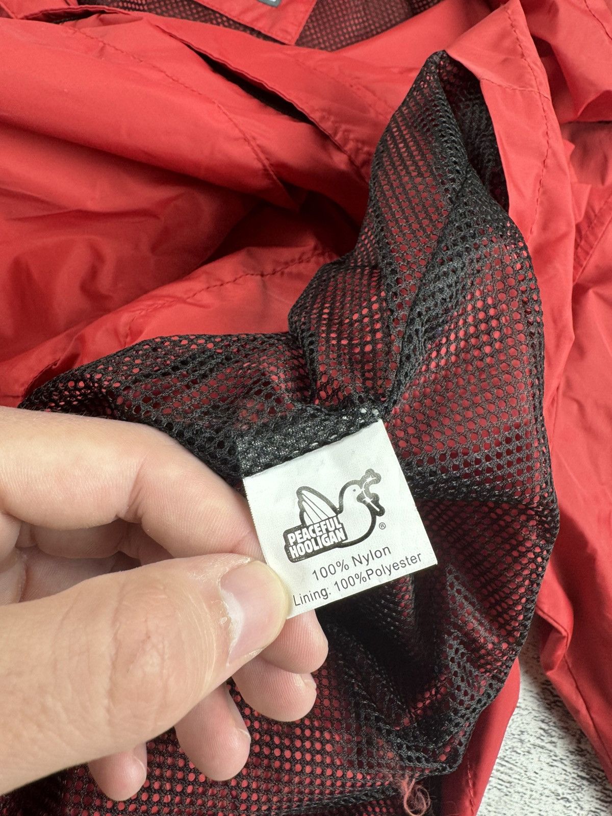 Vintage Peaceful Hooligan Dudley Red Zip Men’s XL Nylon Pocket Jacket Winderbreaker Size US XL / EU 56 / 4 - 14 Thumbnail