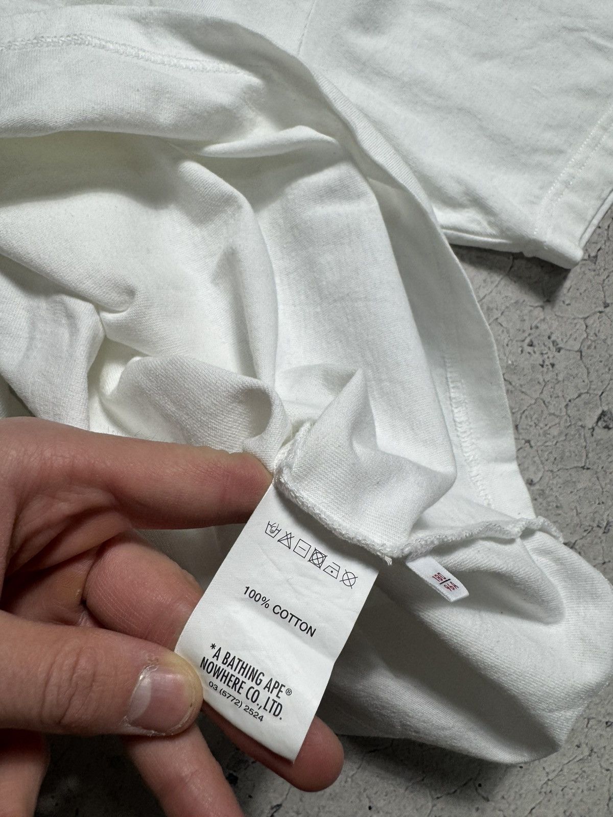 Aape Aape A Bathing Ape Bape T-Shirt Big Logo White Luxury Size L Size US L / EU 52-54 / 3 - 7 Thumbnail