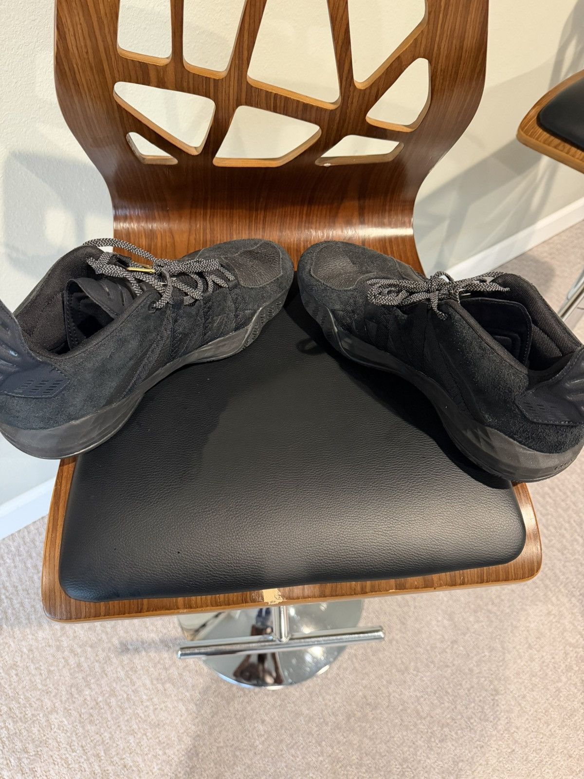 Adidas Dame 6 ‘Leather Black’ size 11.5