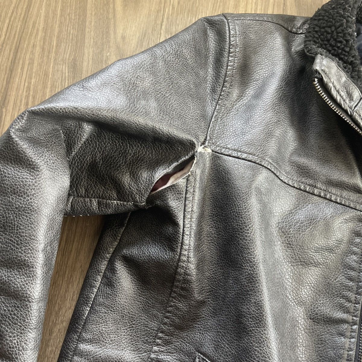 Tommy Hilfiger Vintage Tommy Hilfiger Leather Jacket Size US M / EU 48-50 / 2 - 3 Thumbnail